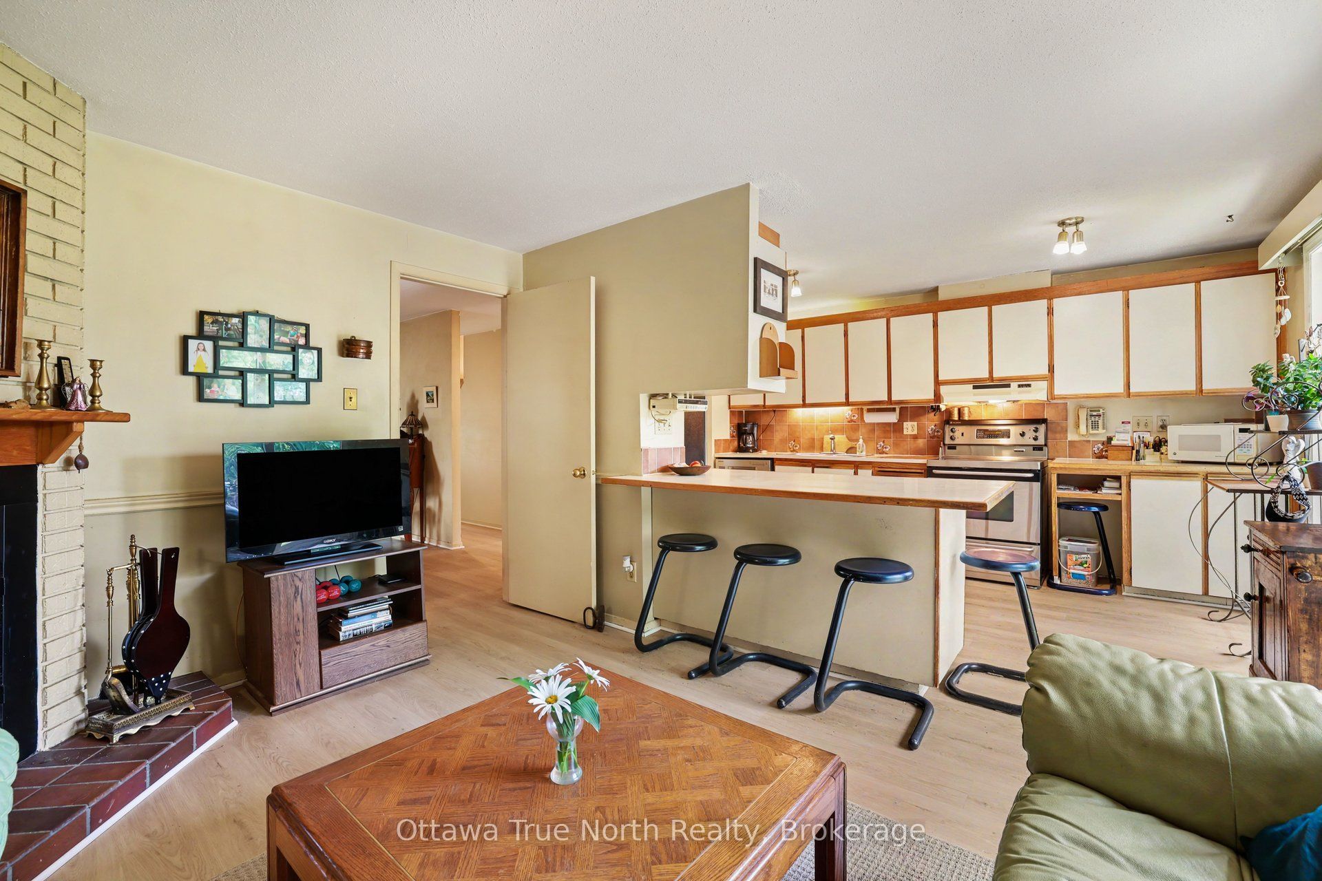 41 Aldgate Crescent Property Photo 14