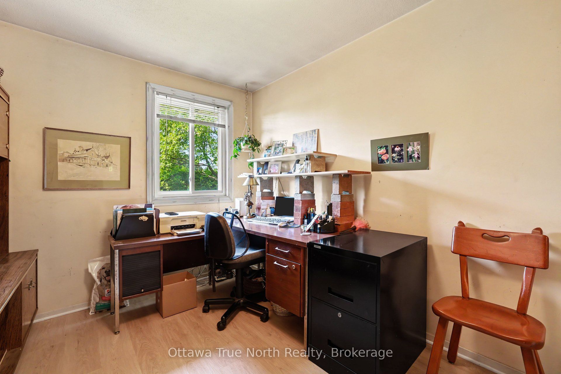 41 Aldgate Crescent Property Photo 16