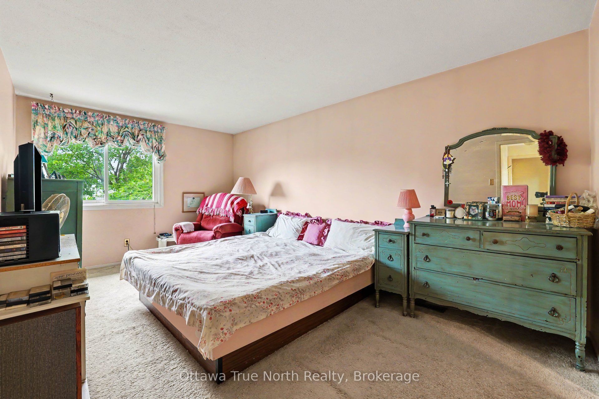 41 Aldgate Crescent Property Photo 18