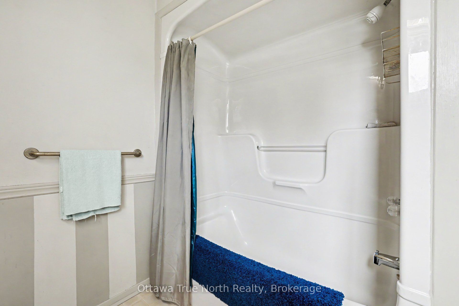 41 Aldgate Crescent Property Photo 21