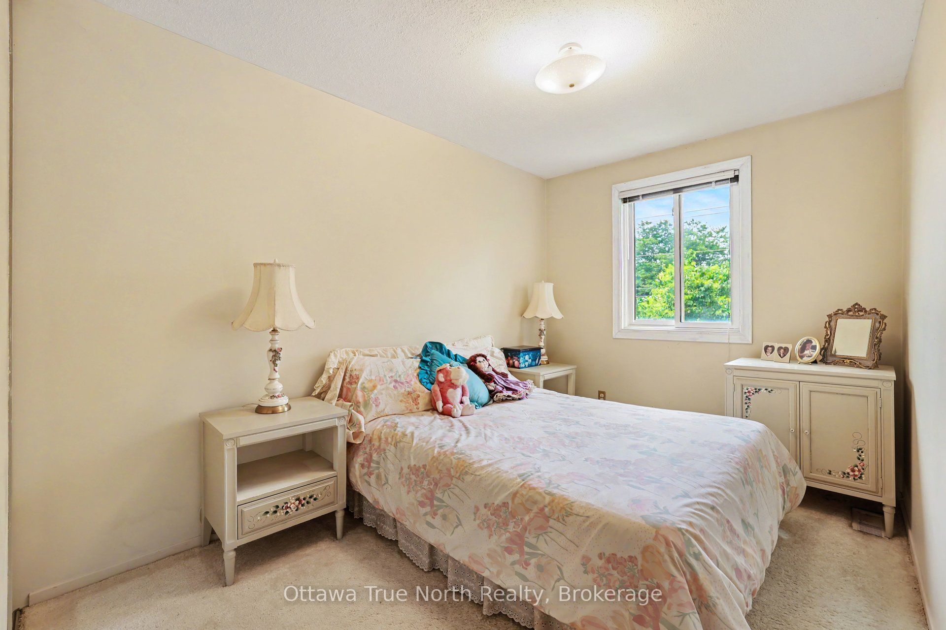 41 Aldgate Crescent Property Photo 24