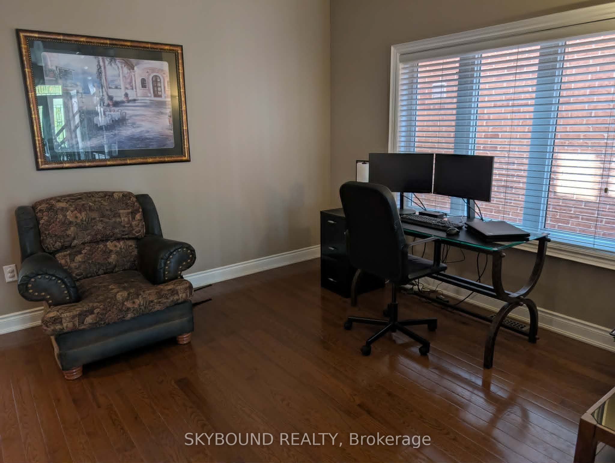 365 Valridge Drive Property Photo 8