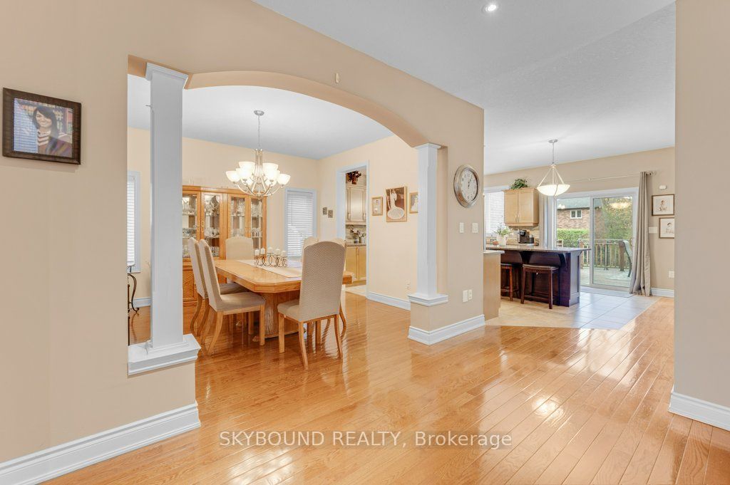 365 Valridge Drive Property Photo 10