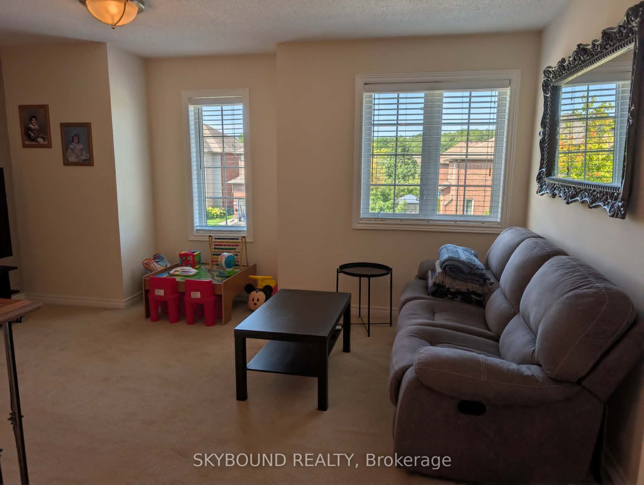 365 Valridge Drive Property Photo 23