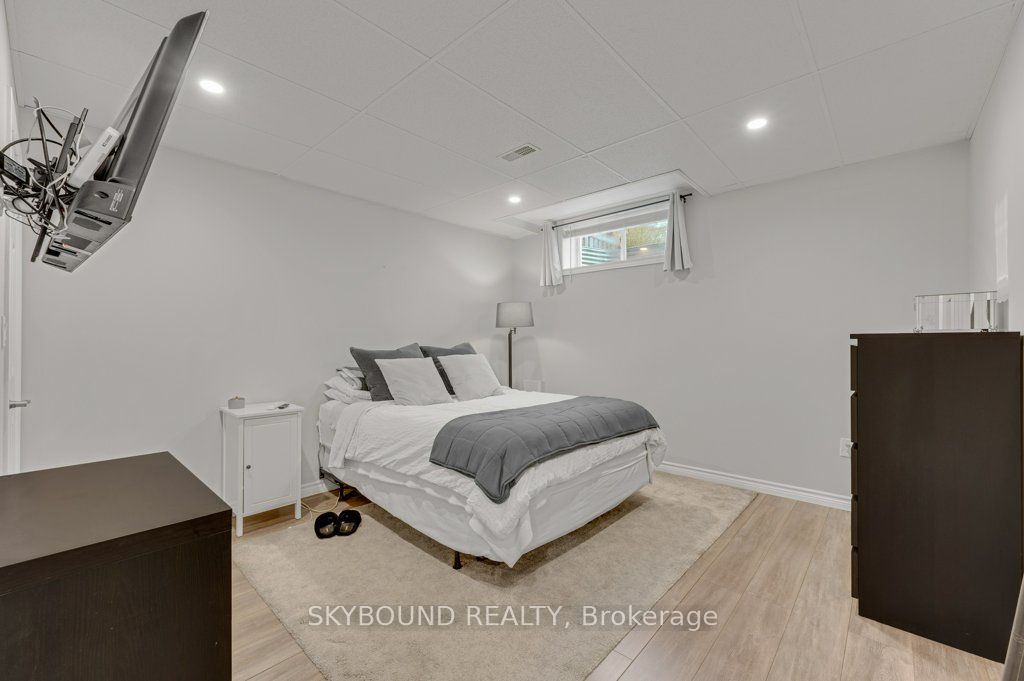 365 Valridge Drive Property Photo 40