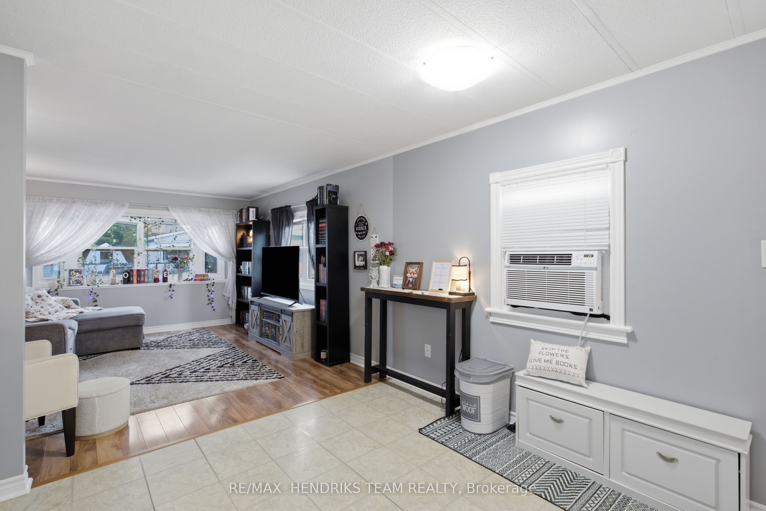 241 St. Paul Street W 317 Property Photo 13