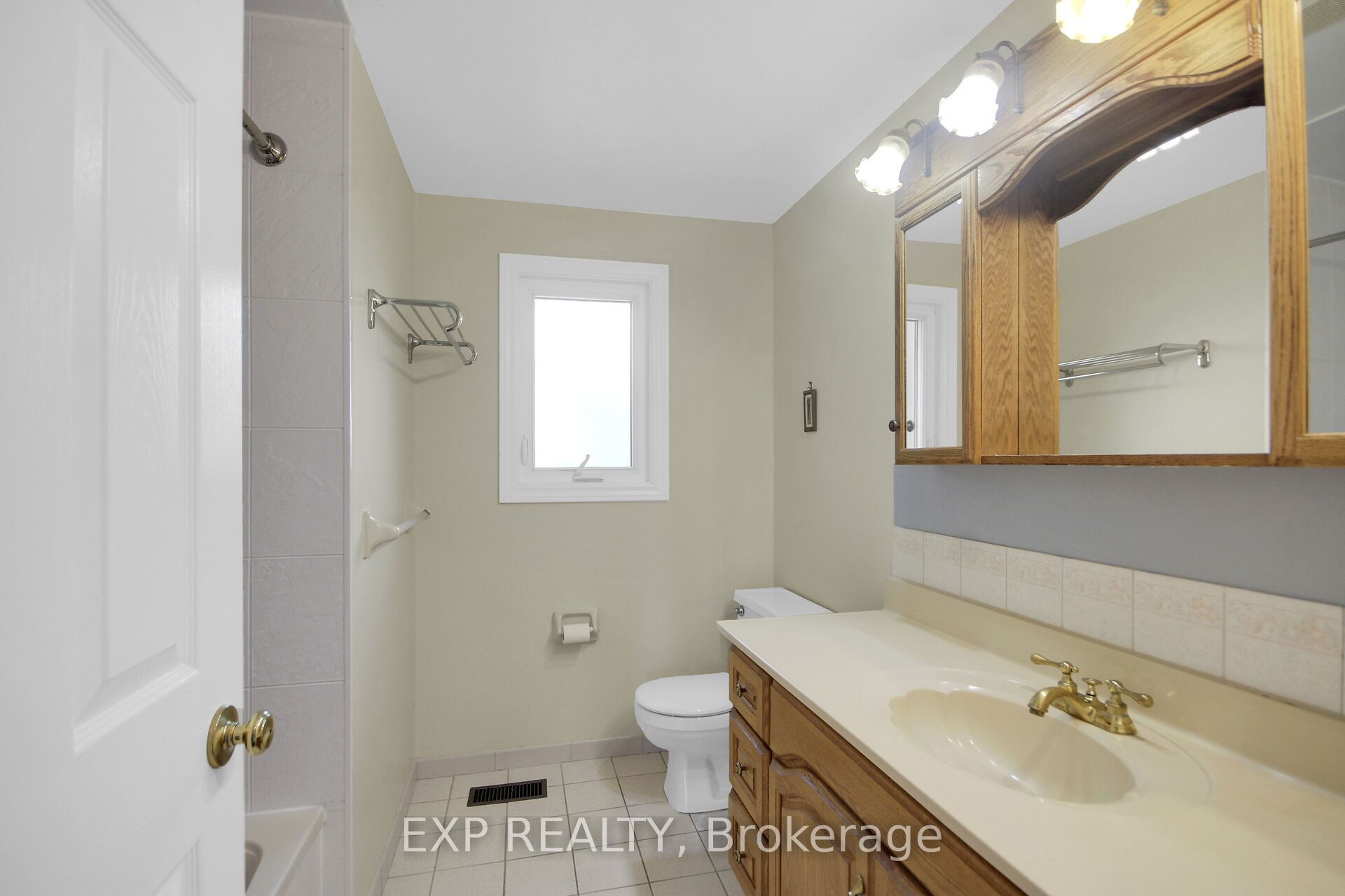 13 Shanel Place Property Photo 32