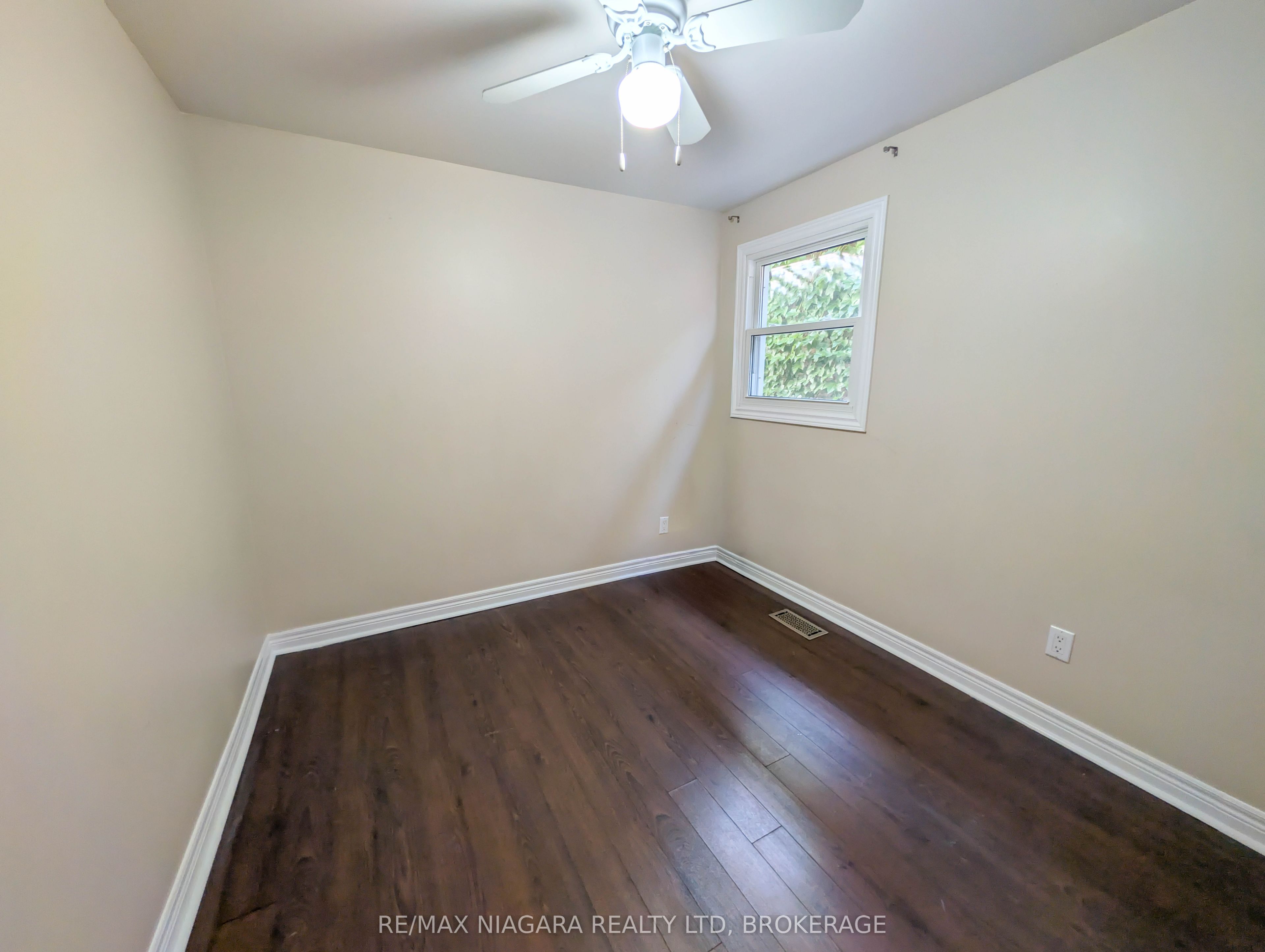 24 Churchill Street Property Photo 19