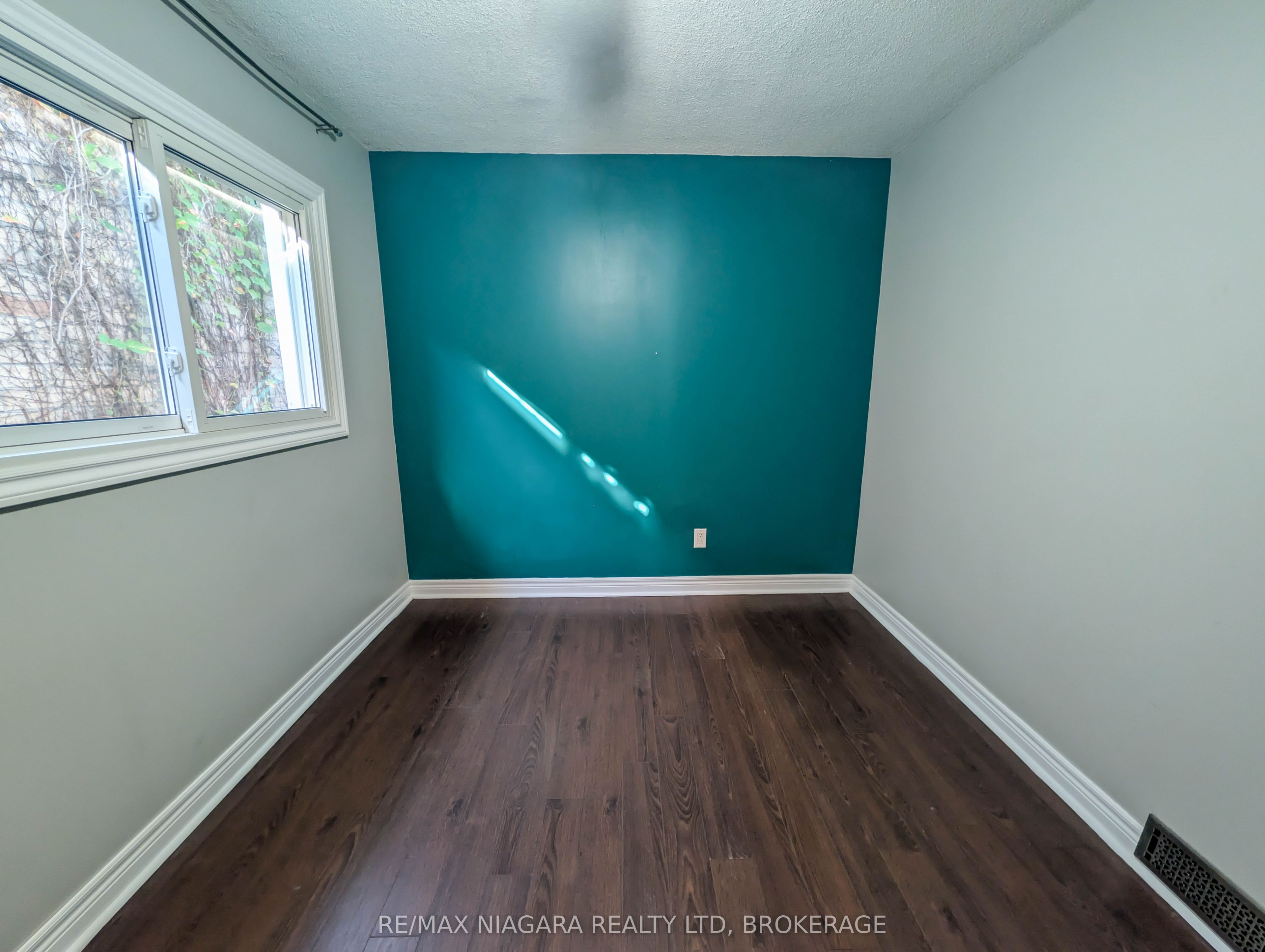 24 Churchill Street Property Photo 23