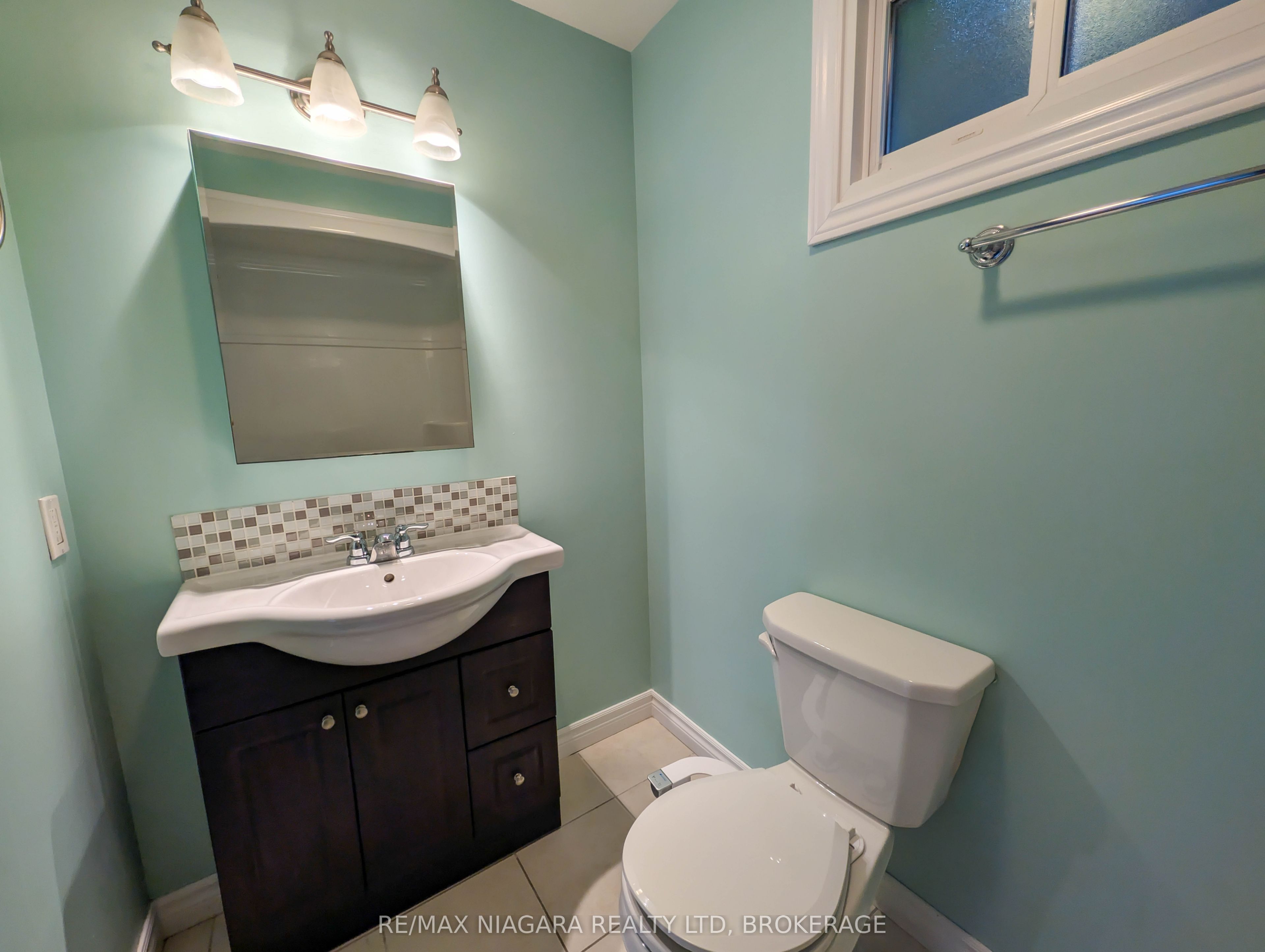 24 Churchill Street Property Photo 25