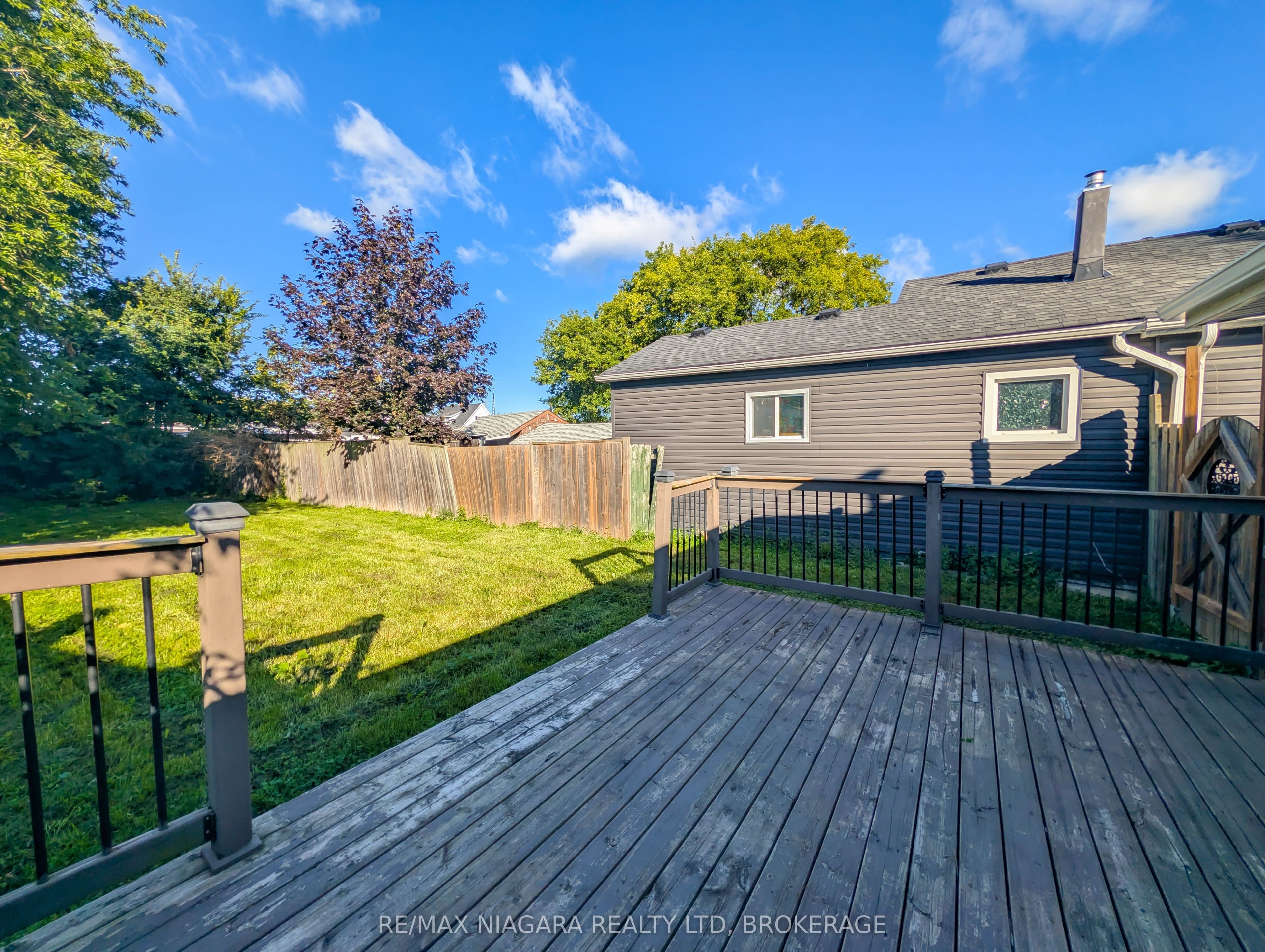 24 Churchill Street Property Photo 32
