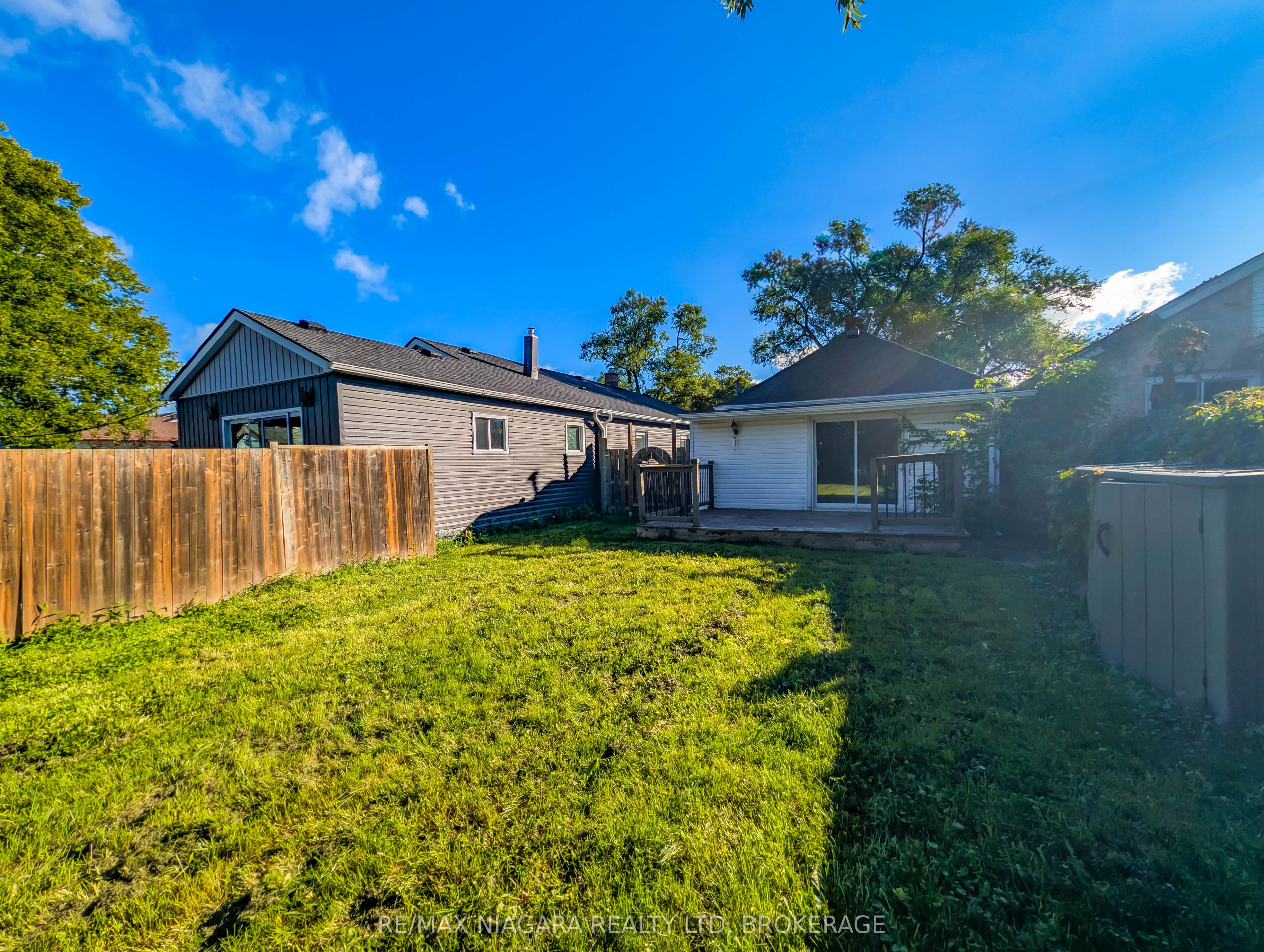 24 Churchill Street Property Photo 35