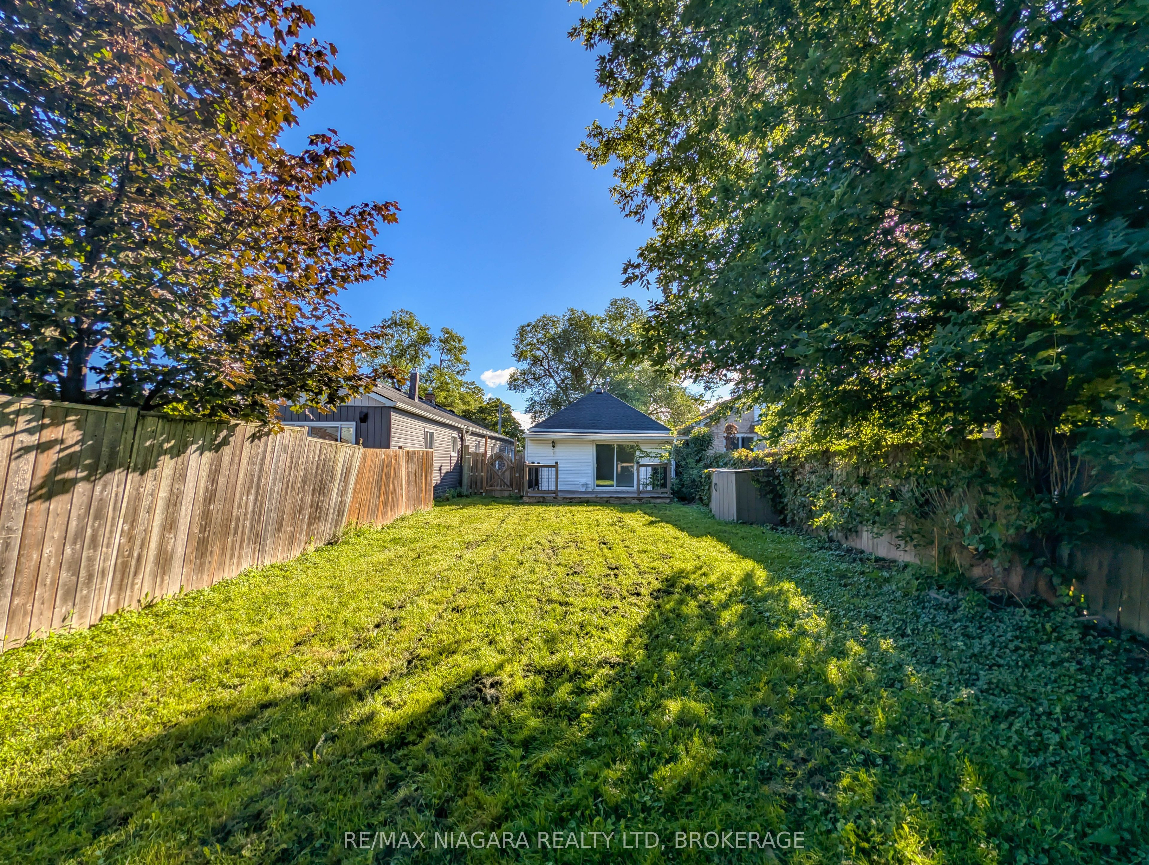 24 Churchill Street Property Photo 37