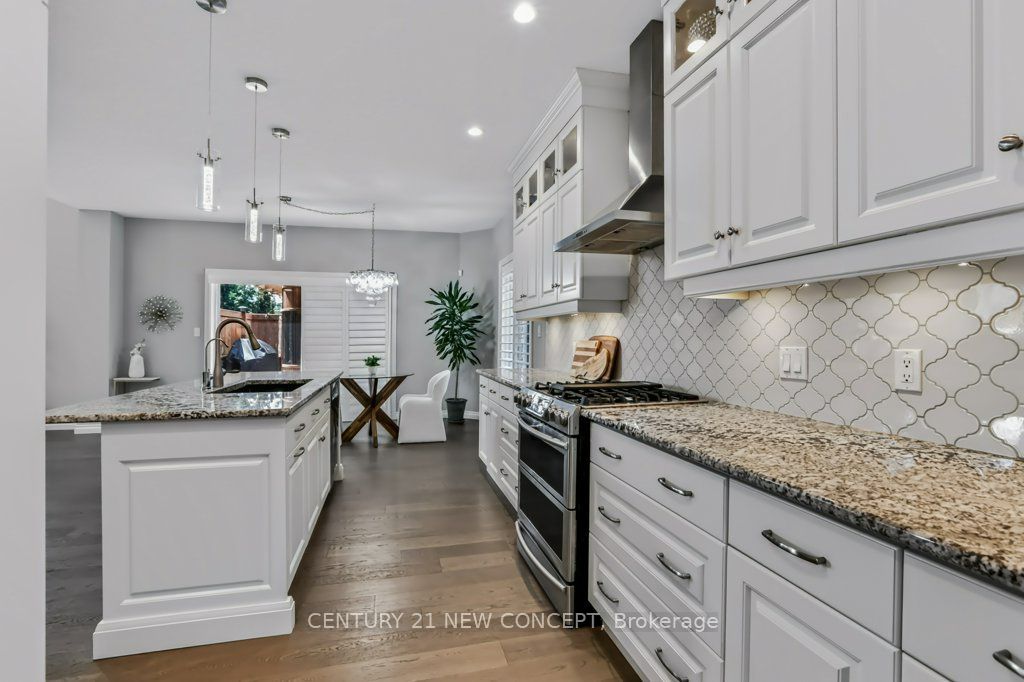 196 Juno Crescent Property Photo 6