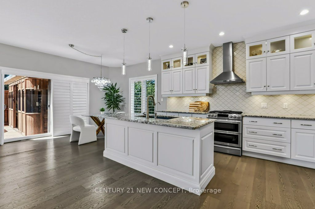 196 Juno Crescent Property Photo 7