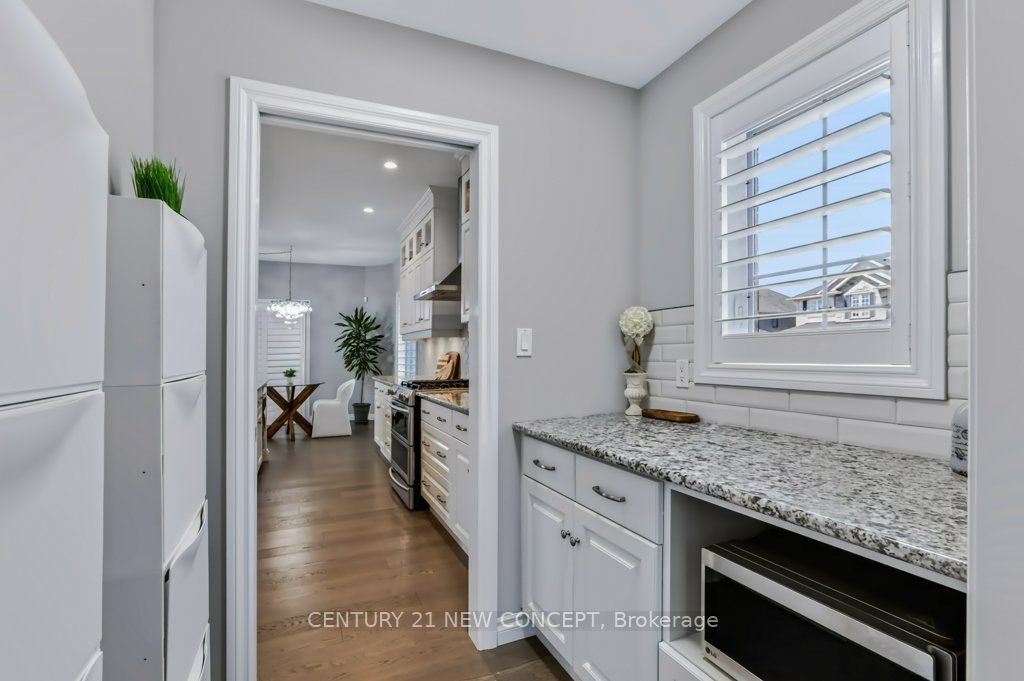 196 Juno Crescent Property Photo 10