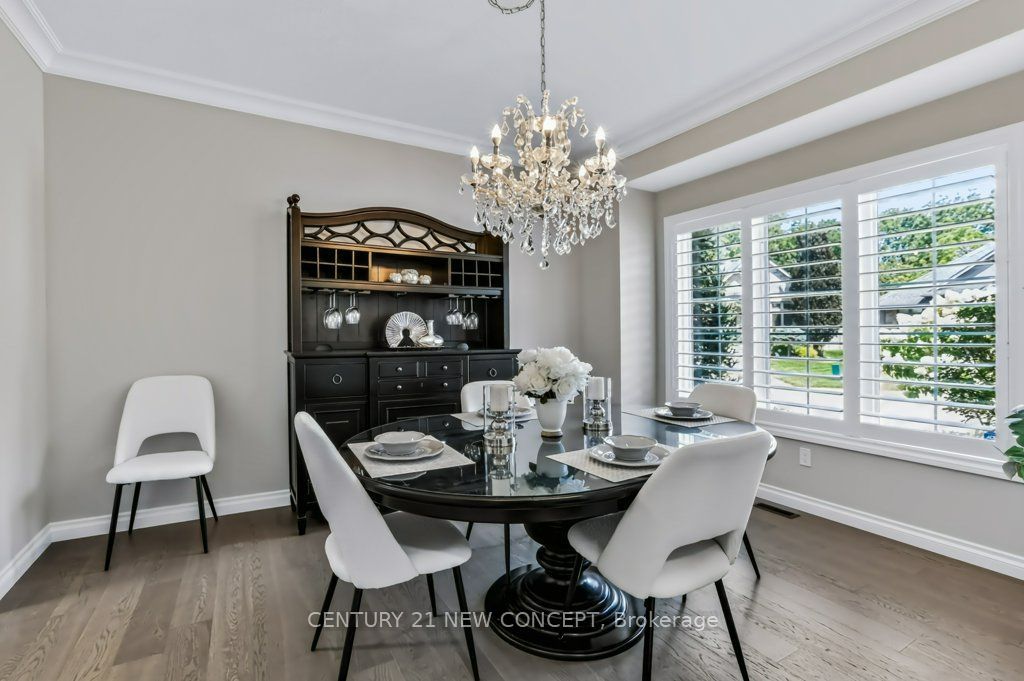 196 Juno Crescent Property Photo 11