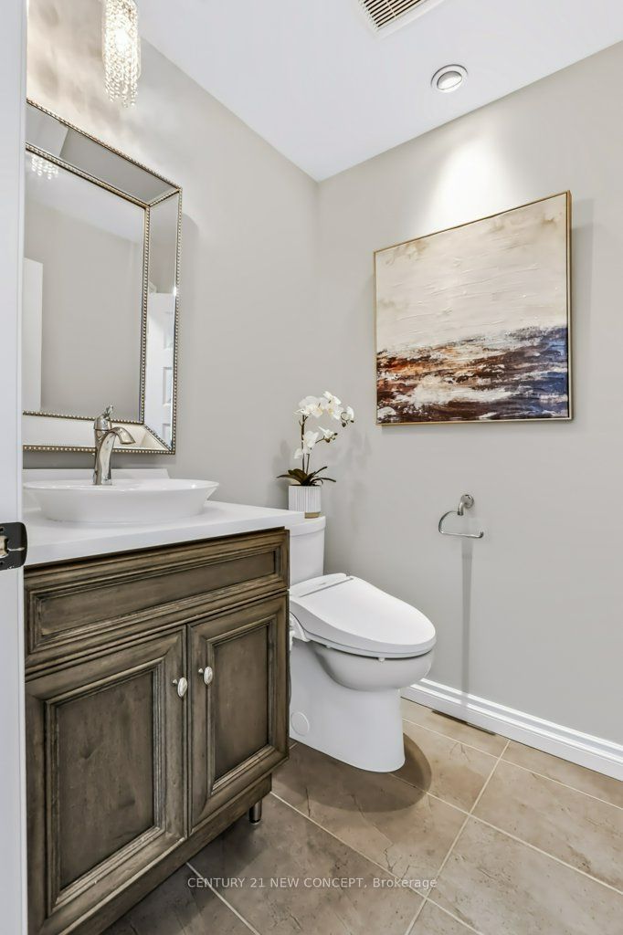 196 Juno Crescent Property Photo 14