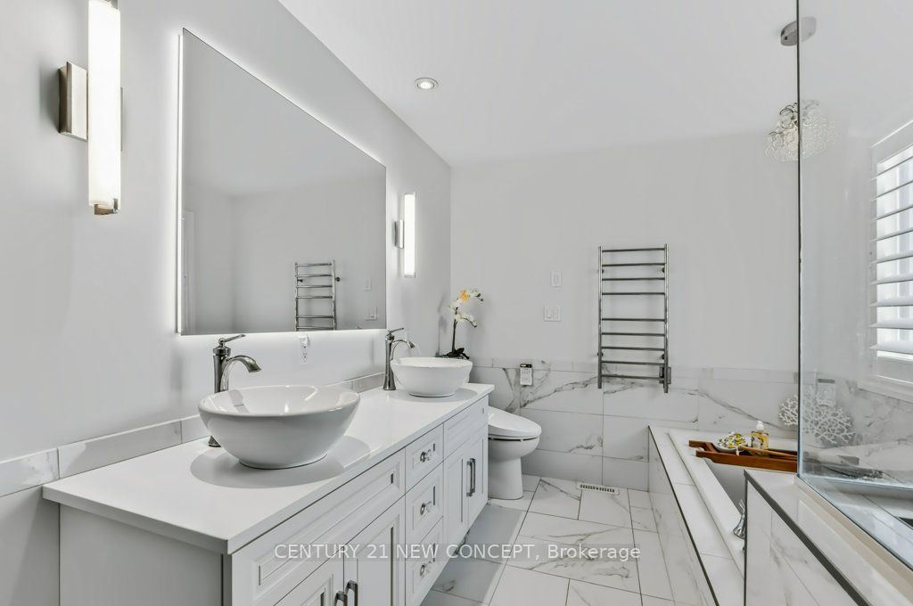 196 Juno Crescent Property Photo 21