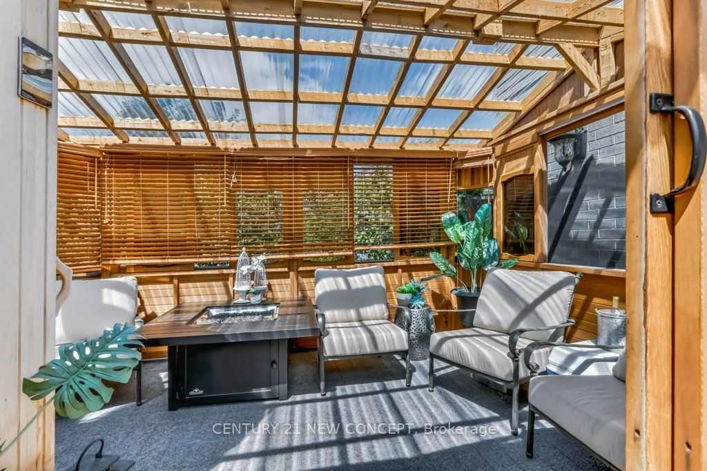 196 Juno Crescent Property Photo 40