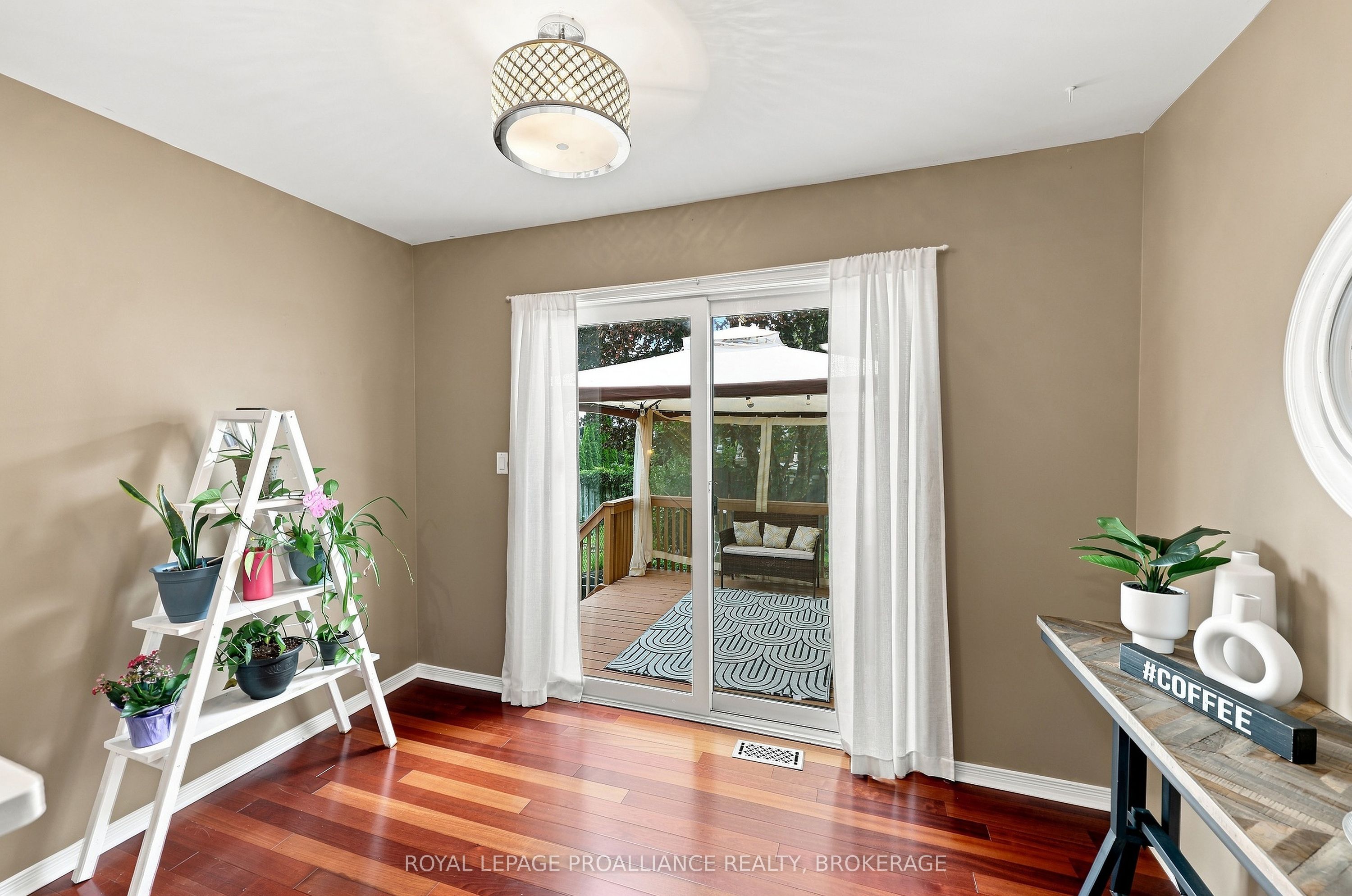 562 Quail Court Property Photo 15