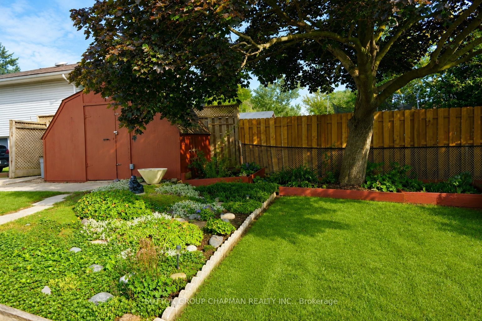 965 Osgoode Drive Property Photo 28