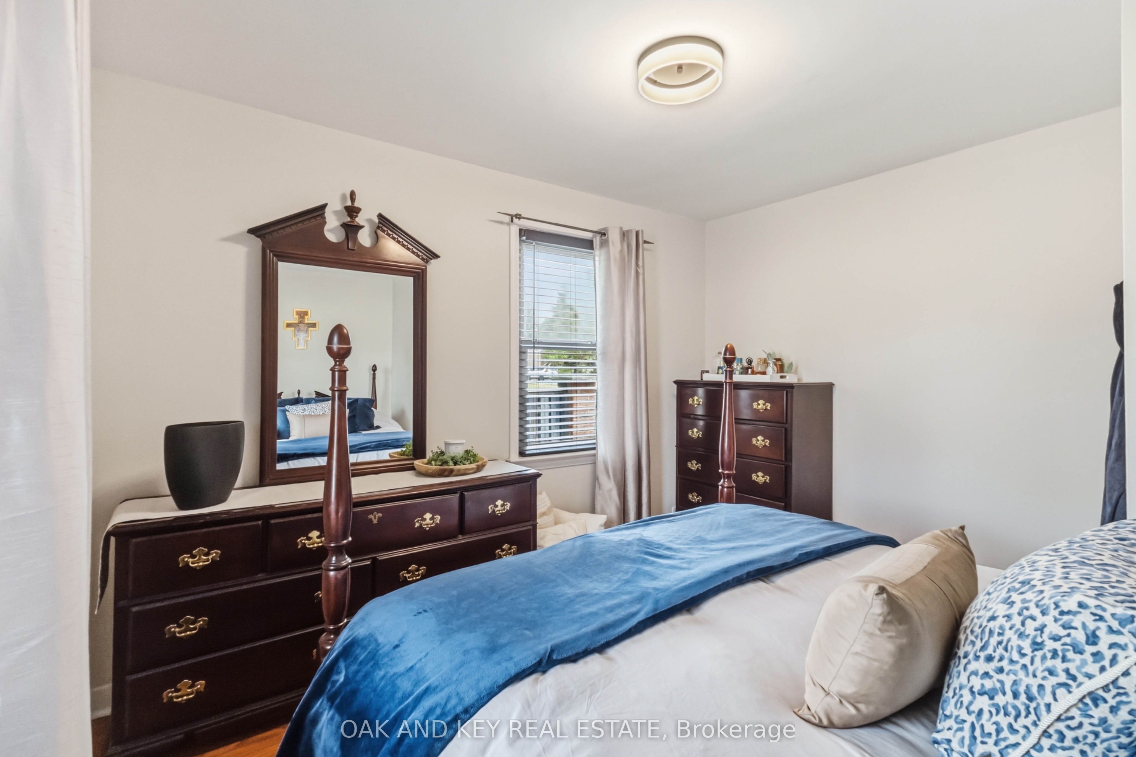169 Ellsworth Crescent Property Photo 18