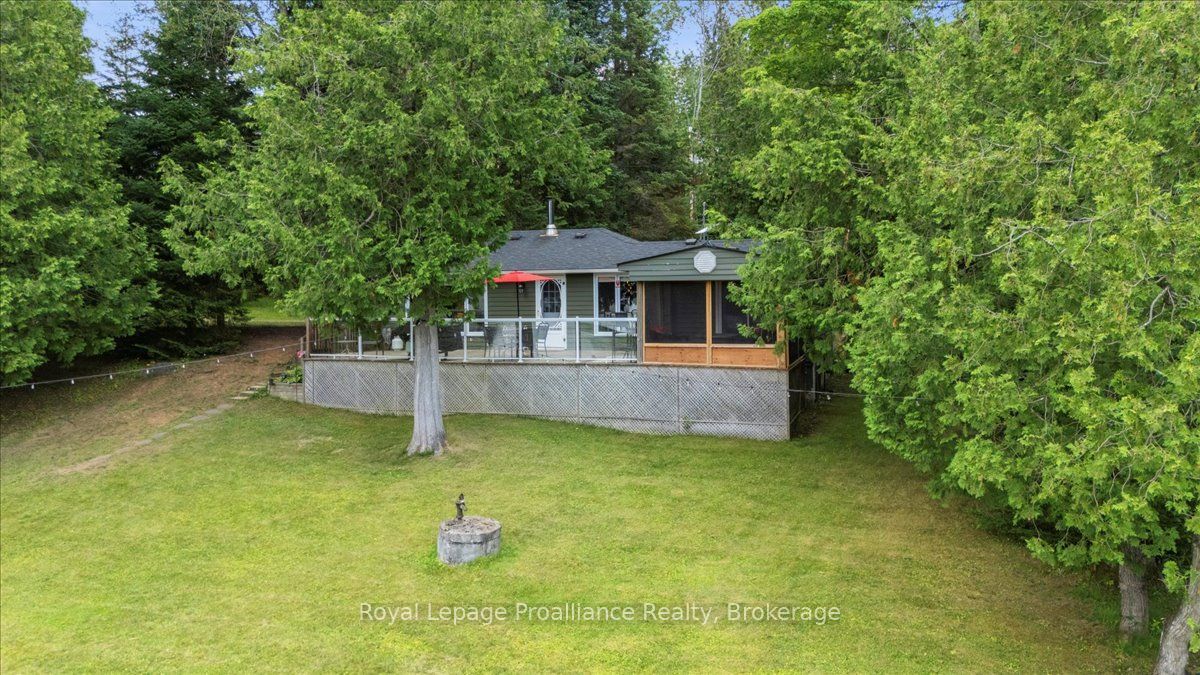 17 Halcomb Lane Property Photo 1