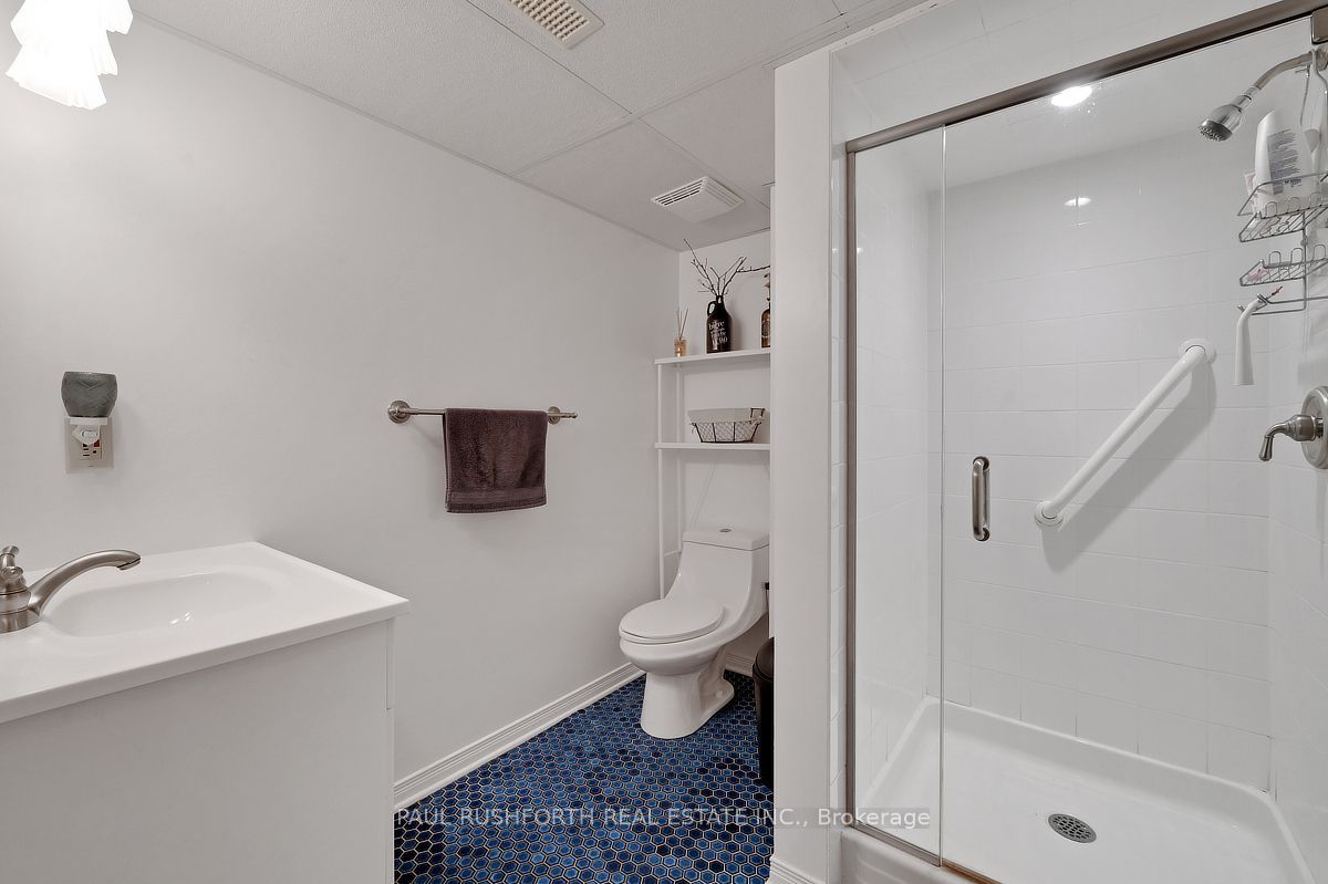 18 Dollard Street Property Photo 23