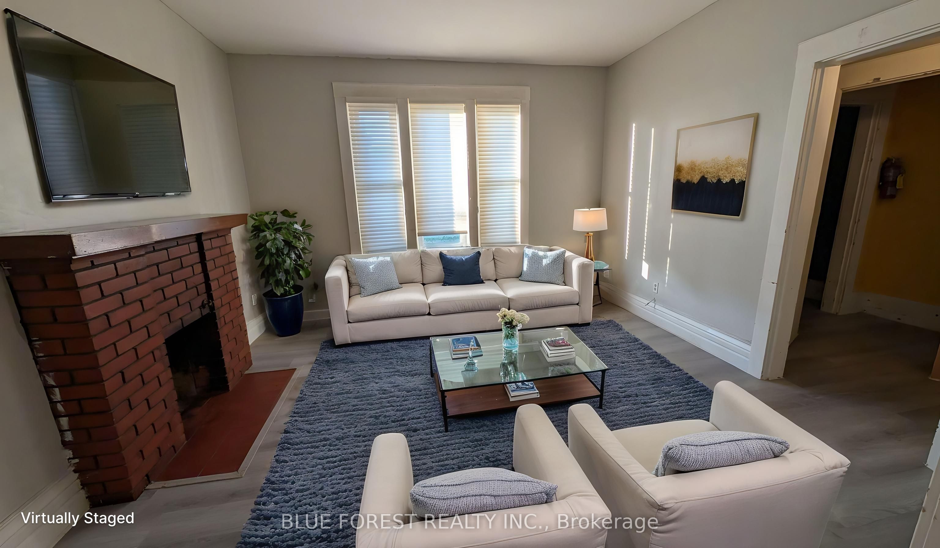 867 Queens Avenue Property Photo 6