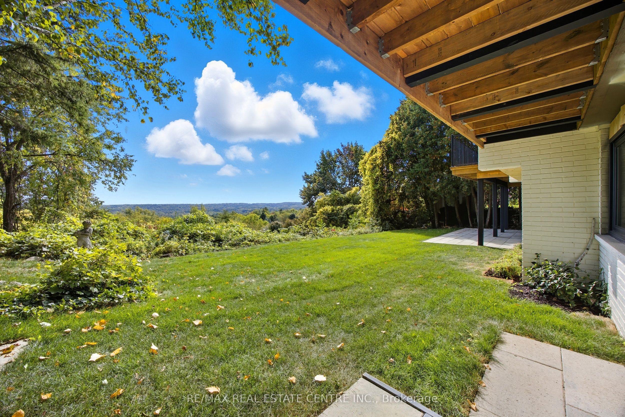 50 Oak Avenue Property Photo 7