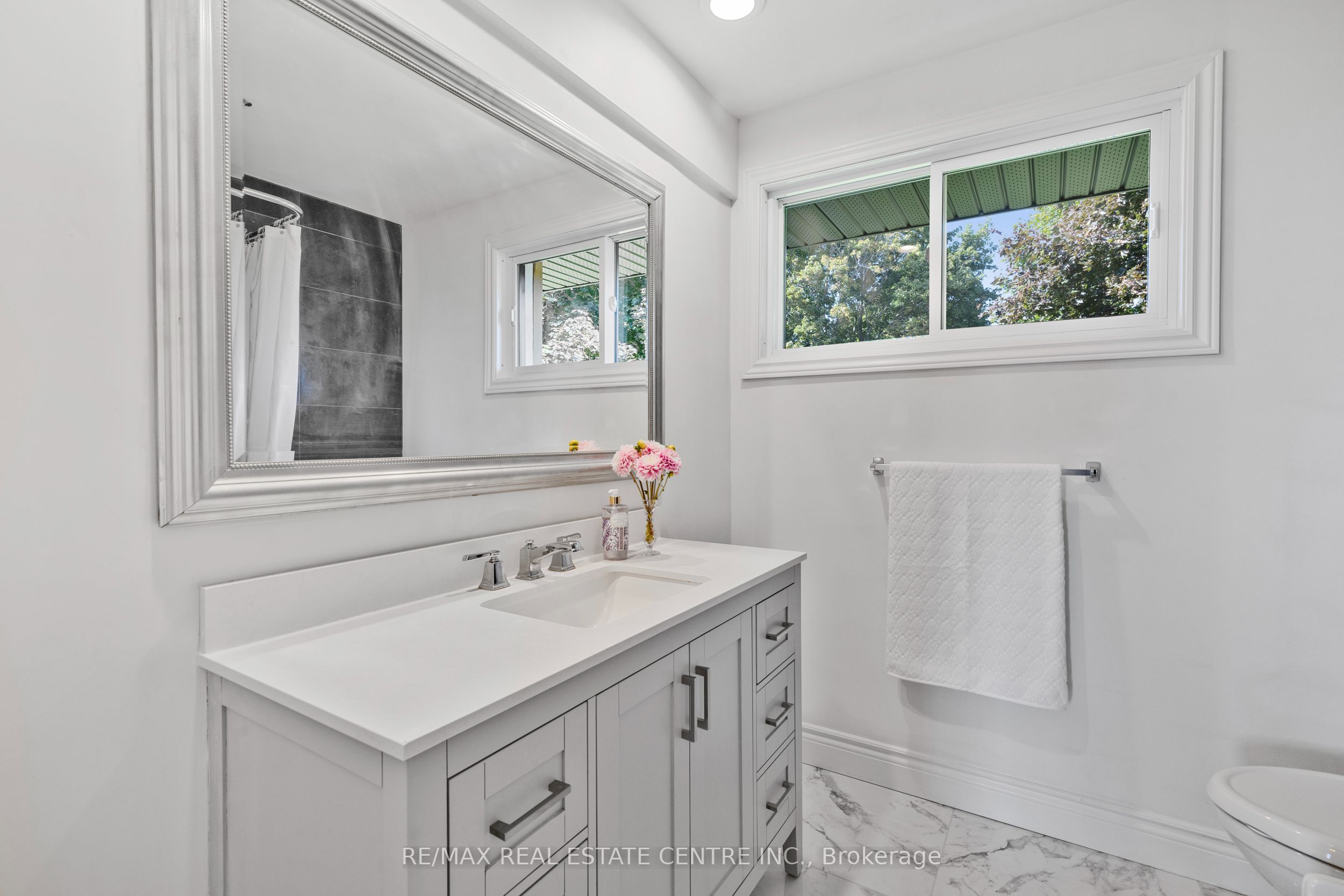 50 Oak Avenue Property Photo 35