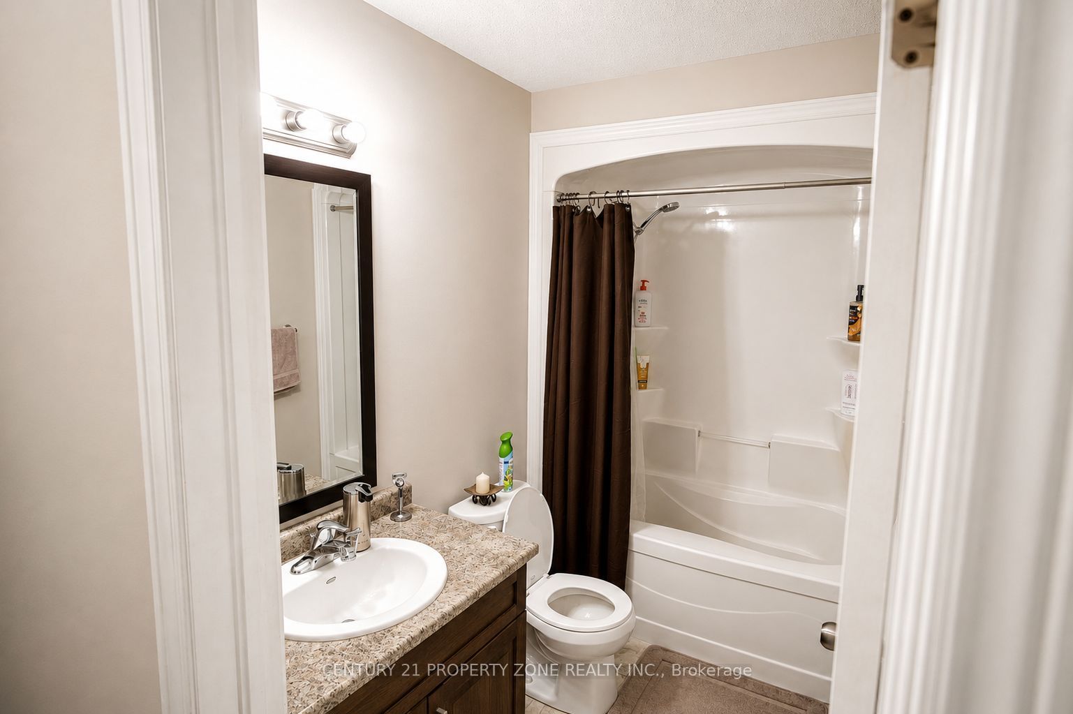 60 Canterbury Drive 12 Property Photo 14