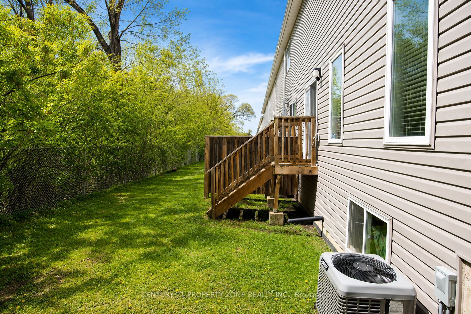 60 Canterbury Drive 12 Property Photo 19
