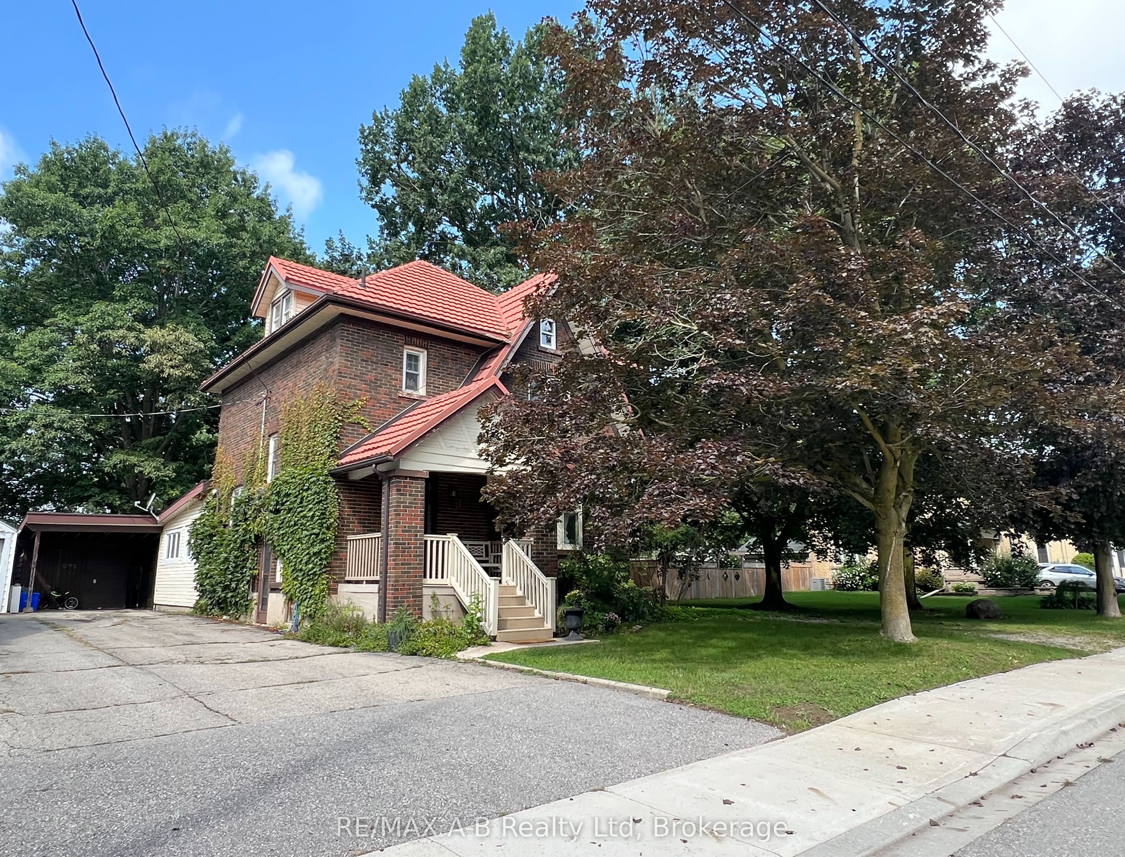 31 John Street Property Photo 1