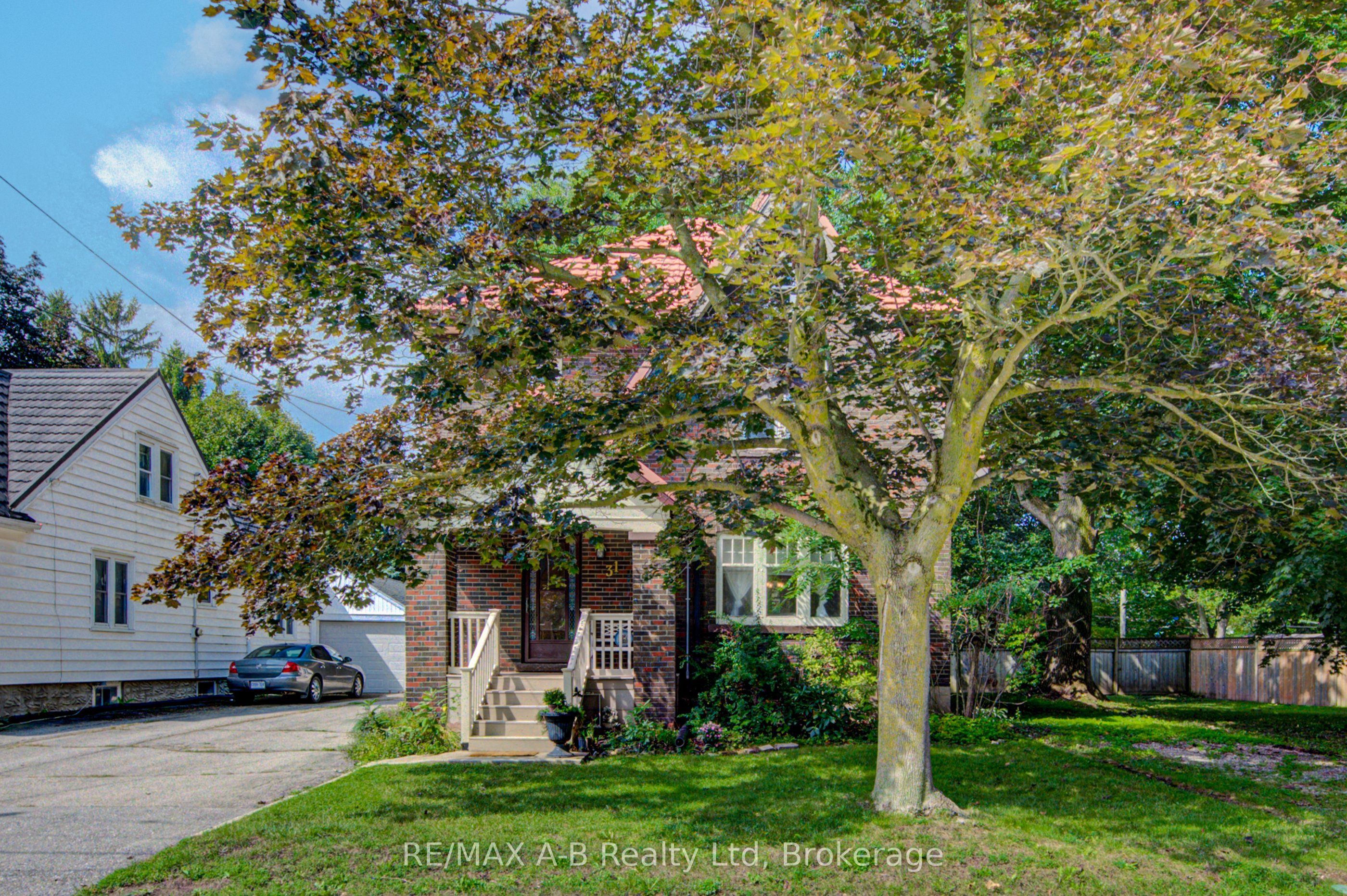 31 John Street Property Photo 3