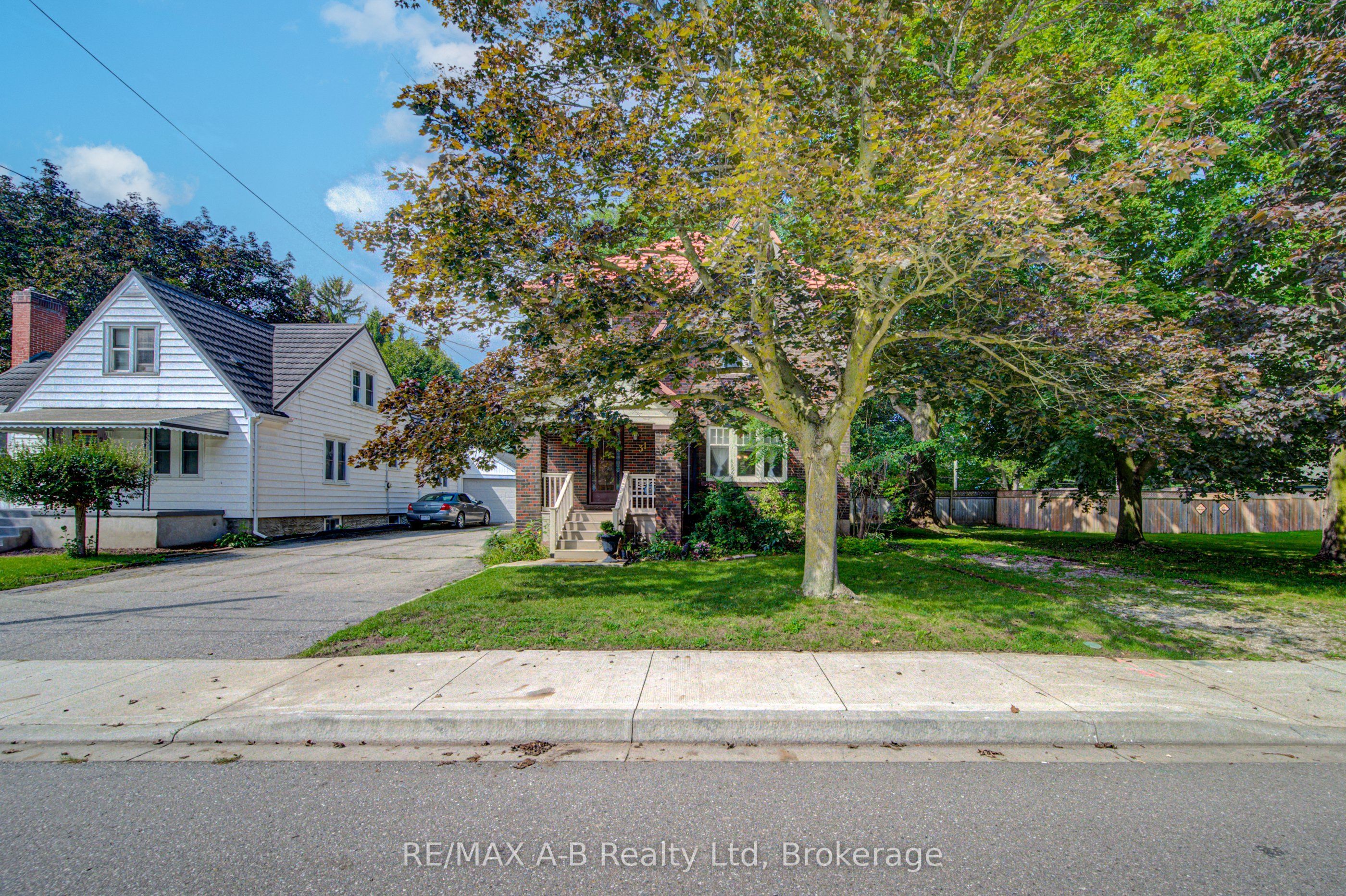 31 John Street Property Photo 7