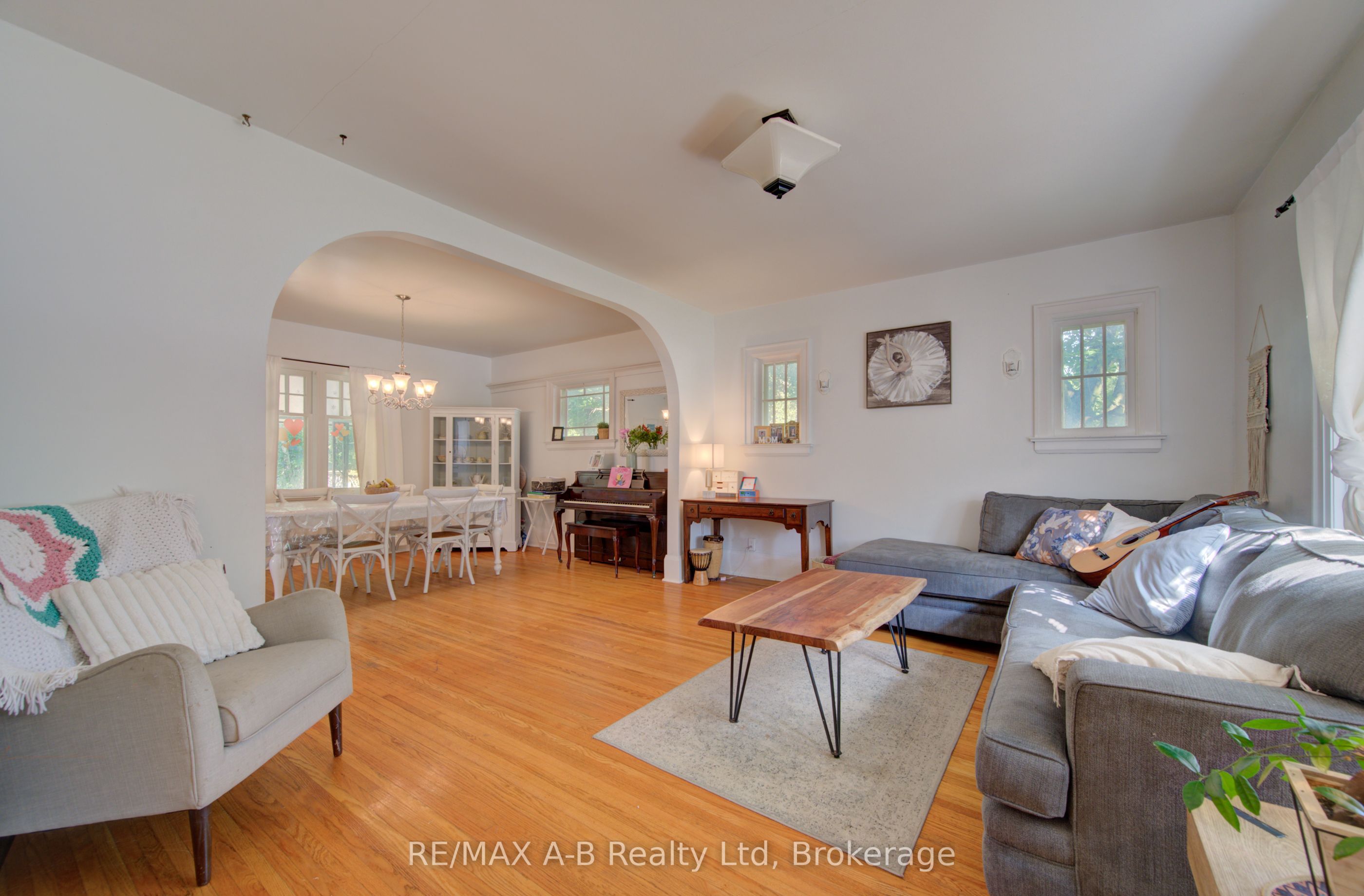 31 John Street Property Photo 11
