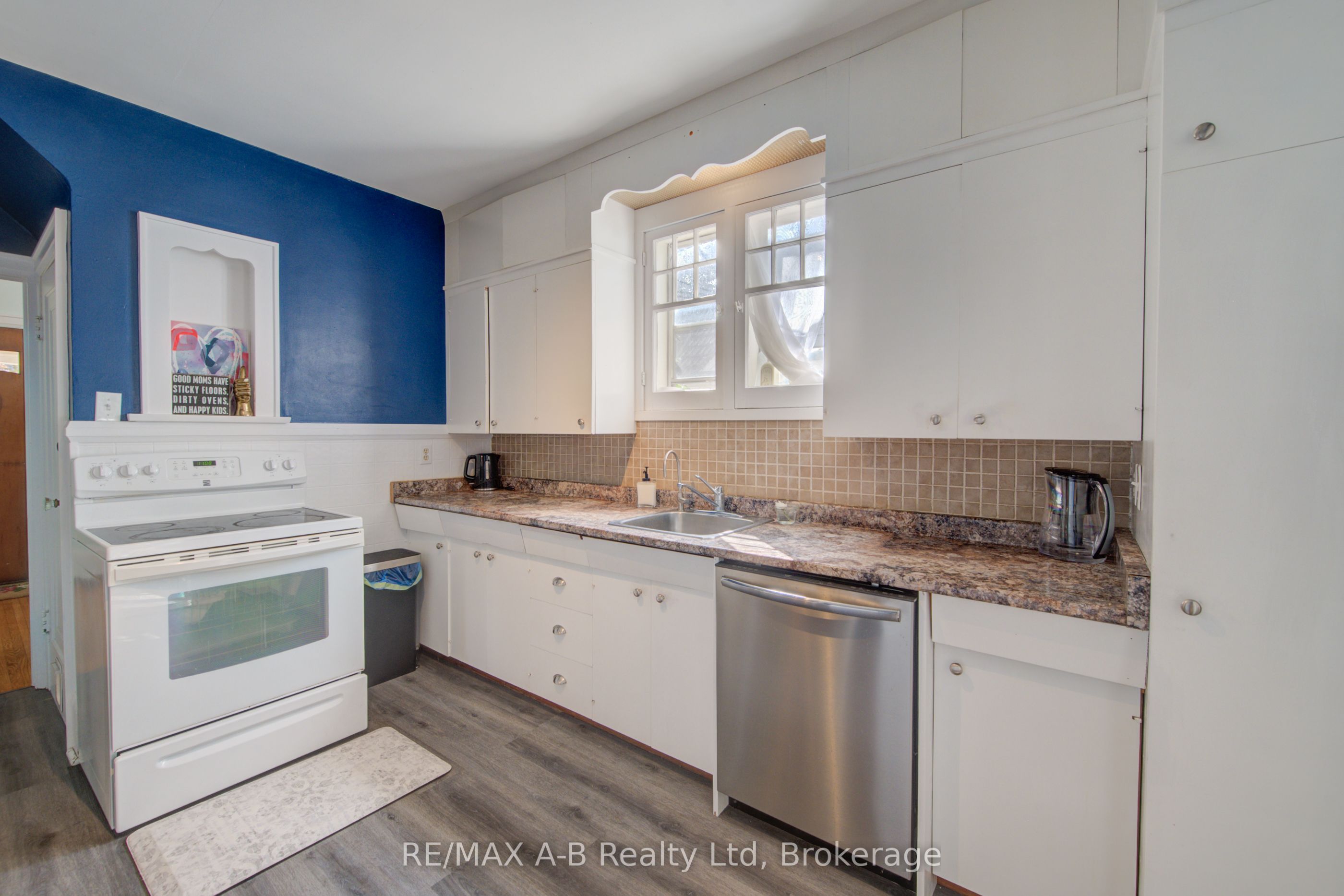 31 John Street Property Photo 18