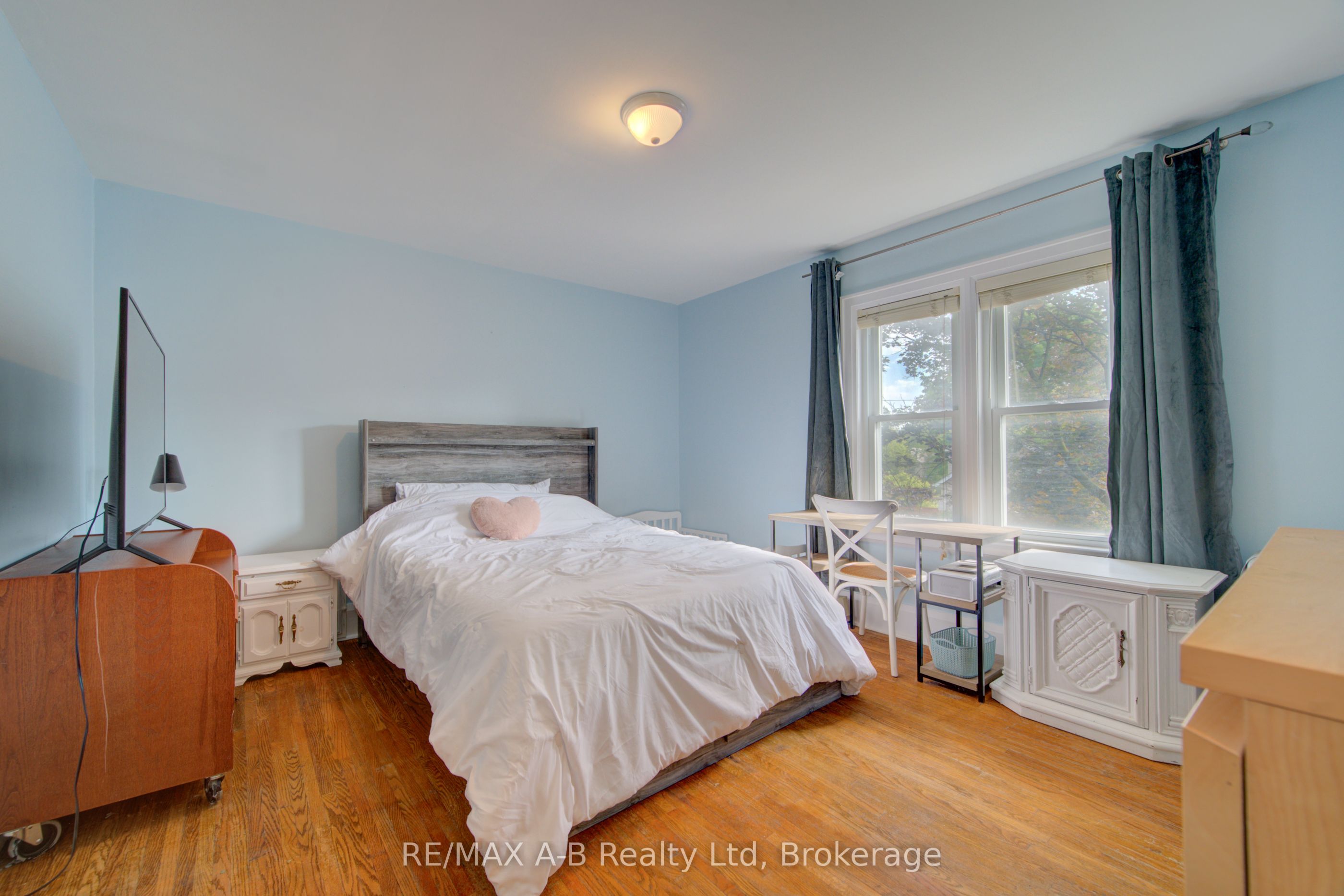 31 John Street Property Photo 25