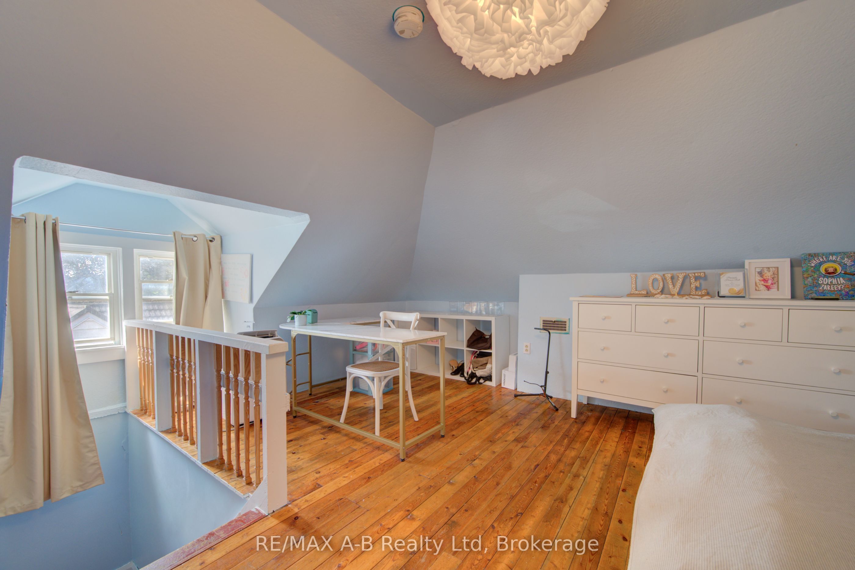 31 John Street Property Photo 29