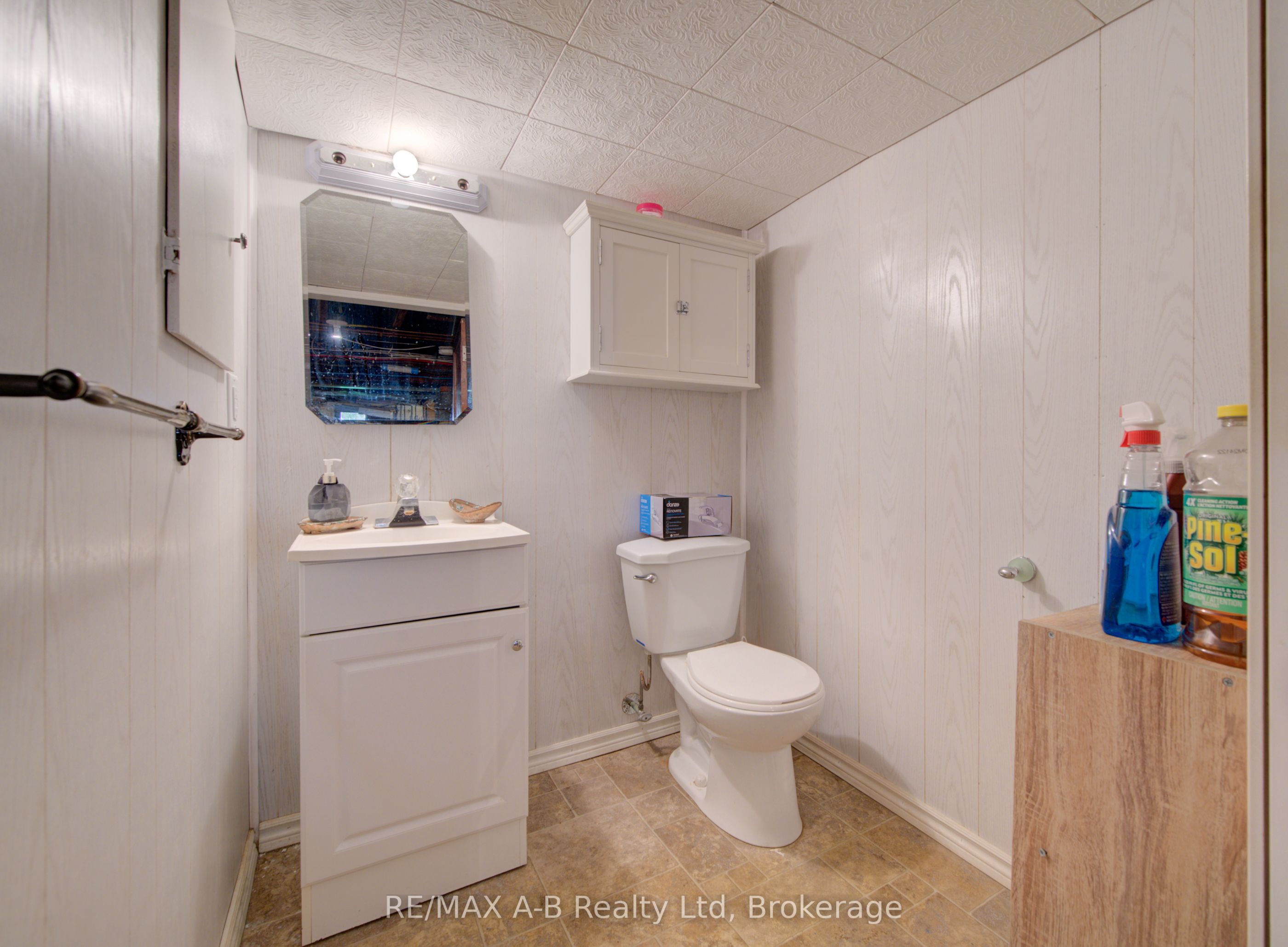 31 John Street Property Photo 31