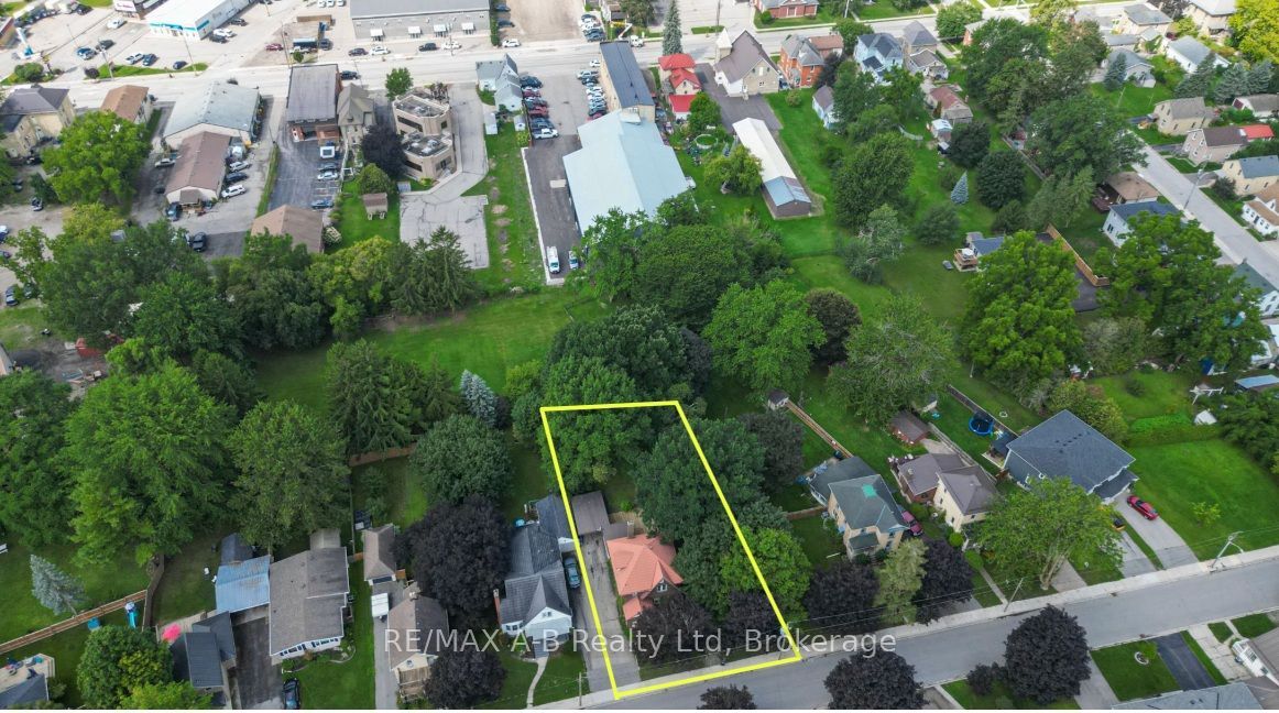 31 John Street Property Photo 38
