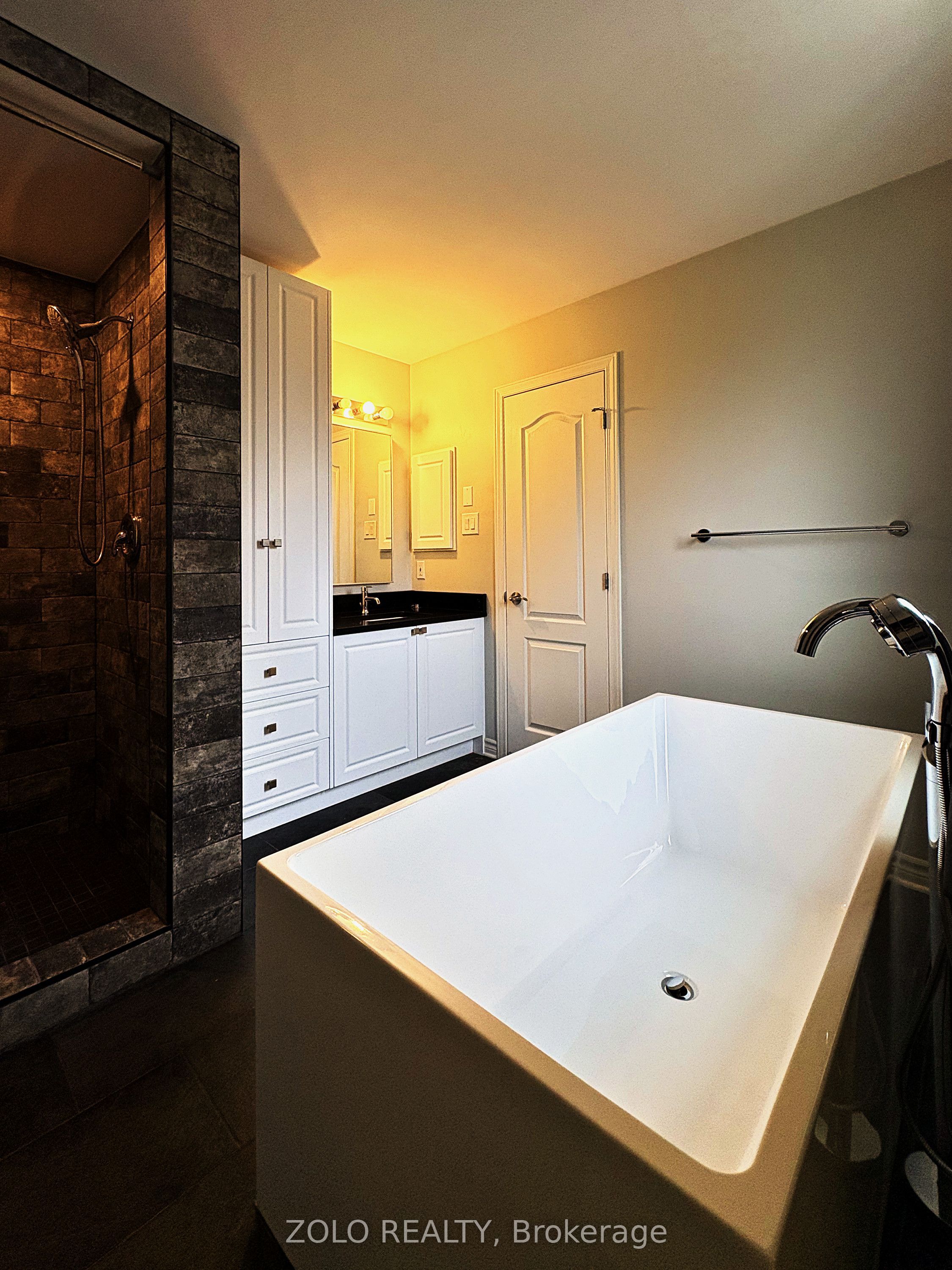 255 Stoneway Drive Property Photo 15