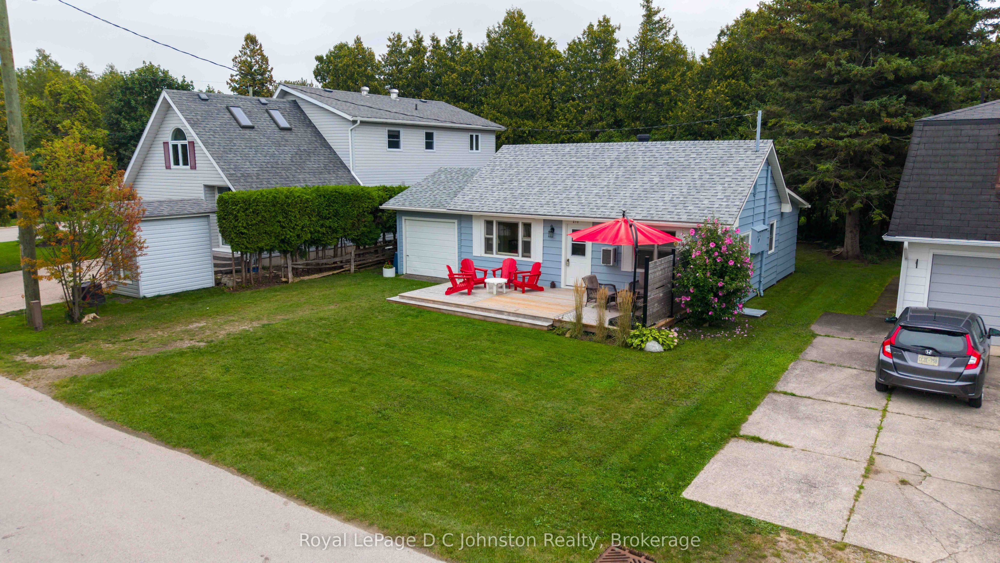 210 Laird Lane Property Photo 2