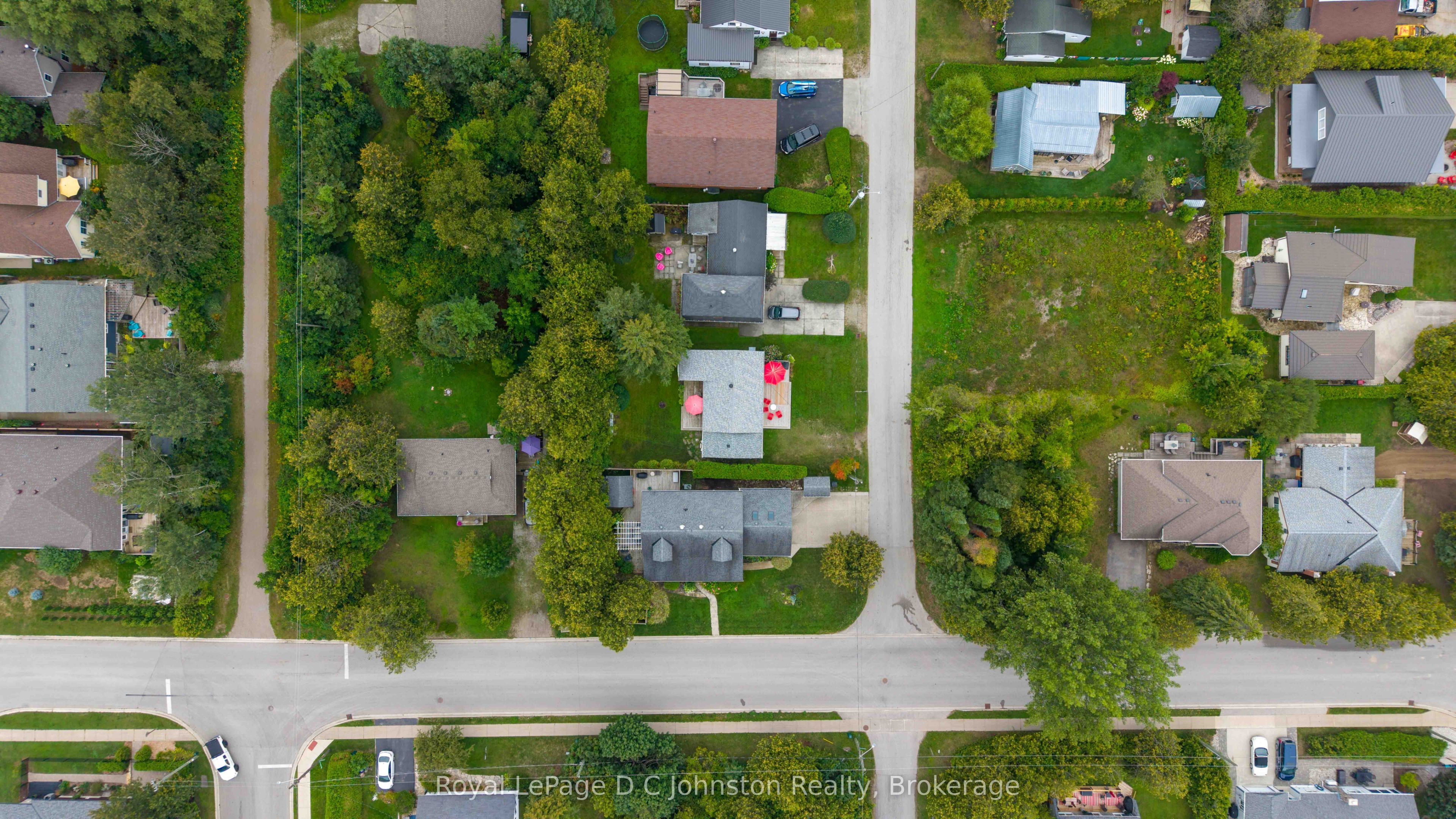 210 Laird Lane Property Photo 13