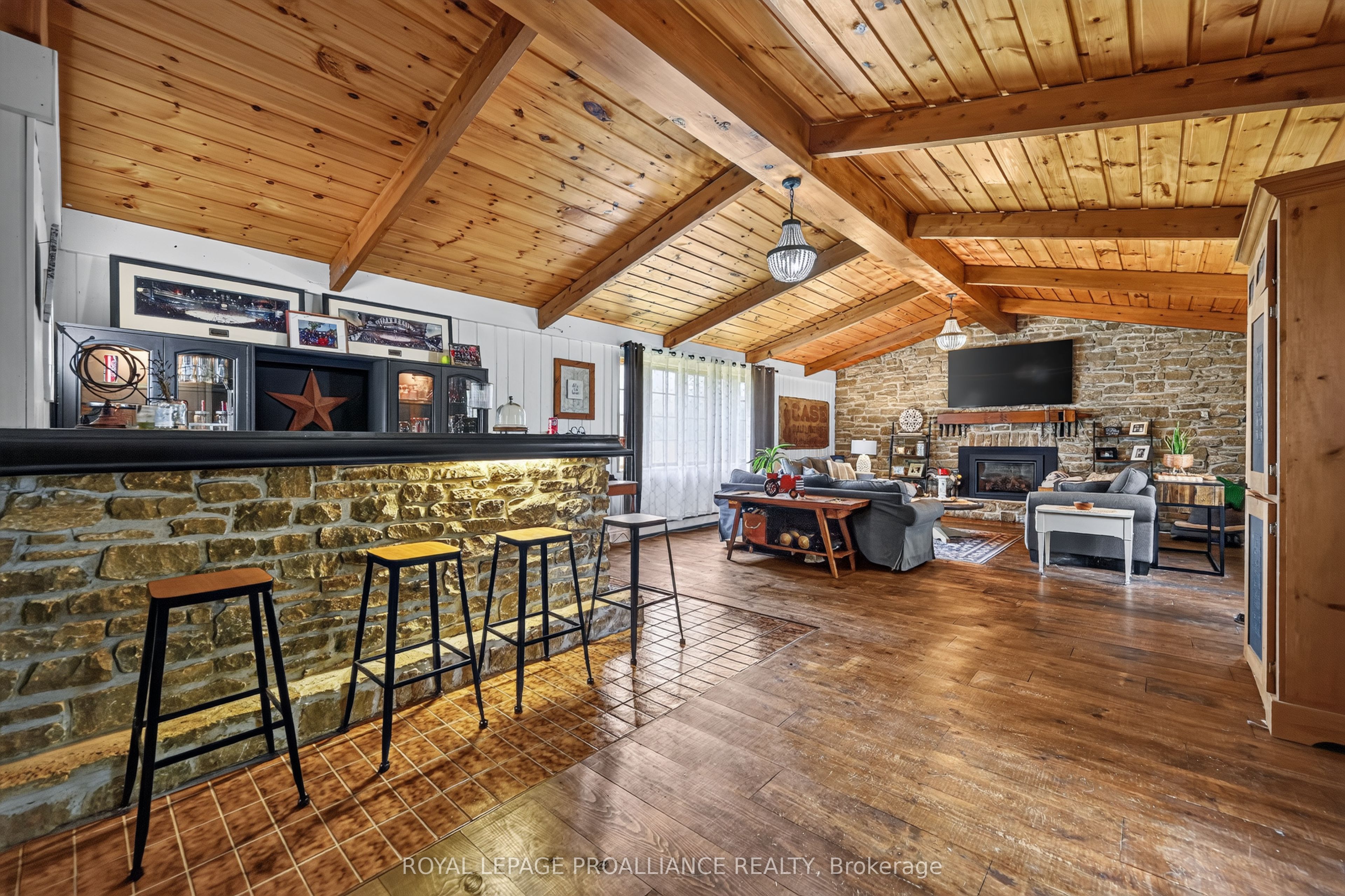 9137 County Road 6 Road Property Photo 19