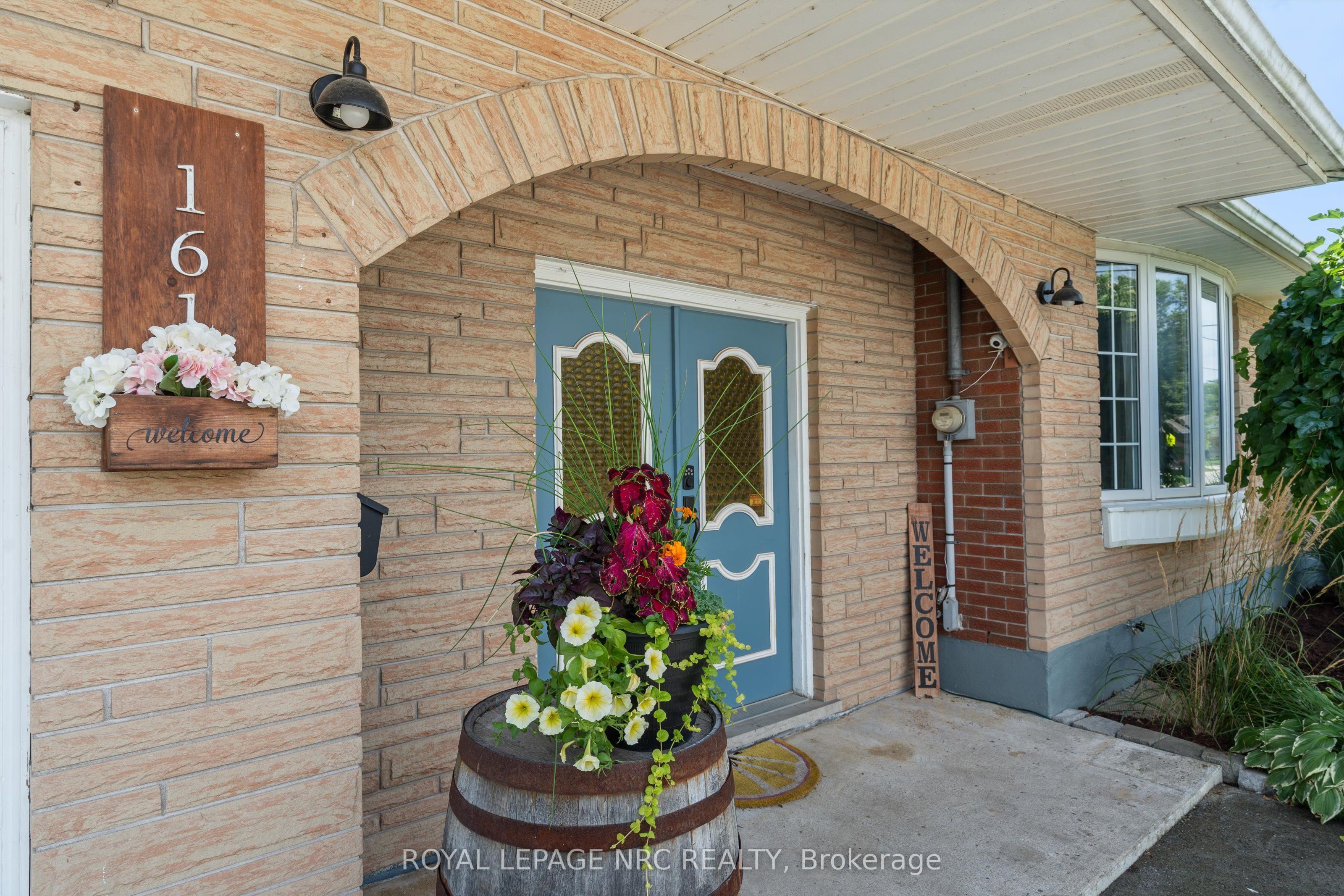 161 Catherine Street Property Photo 5