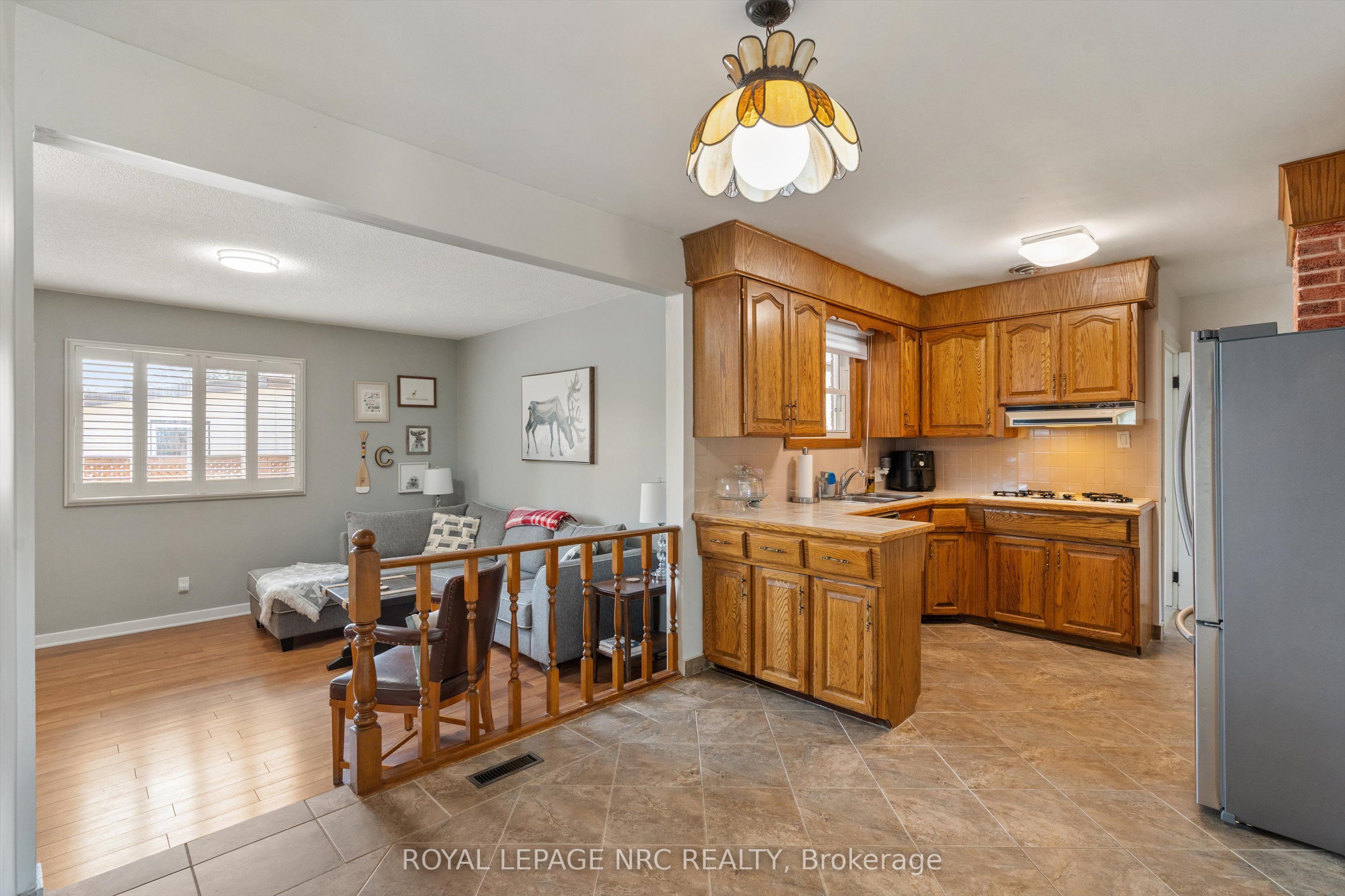 161 Catherine Street Property Photo 12