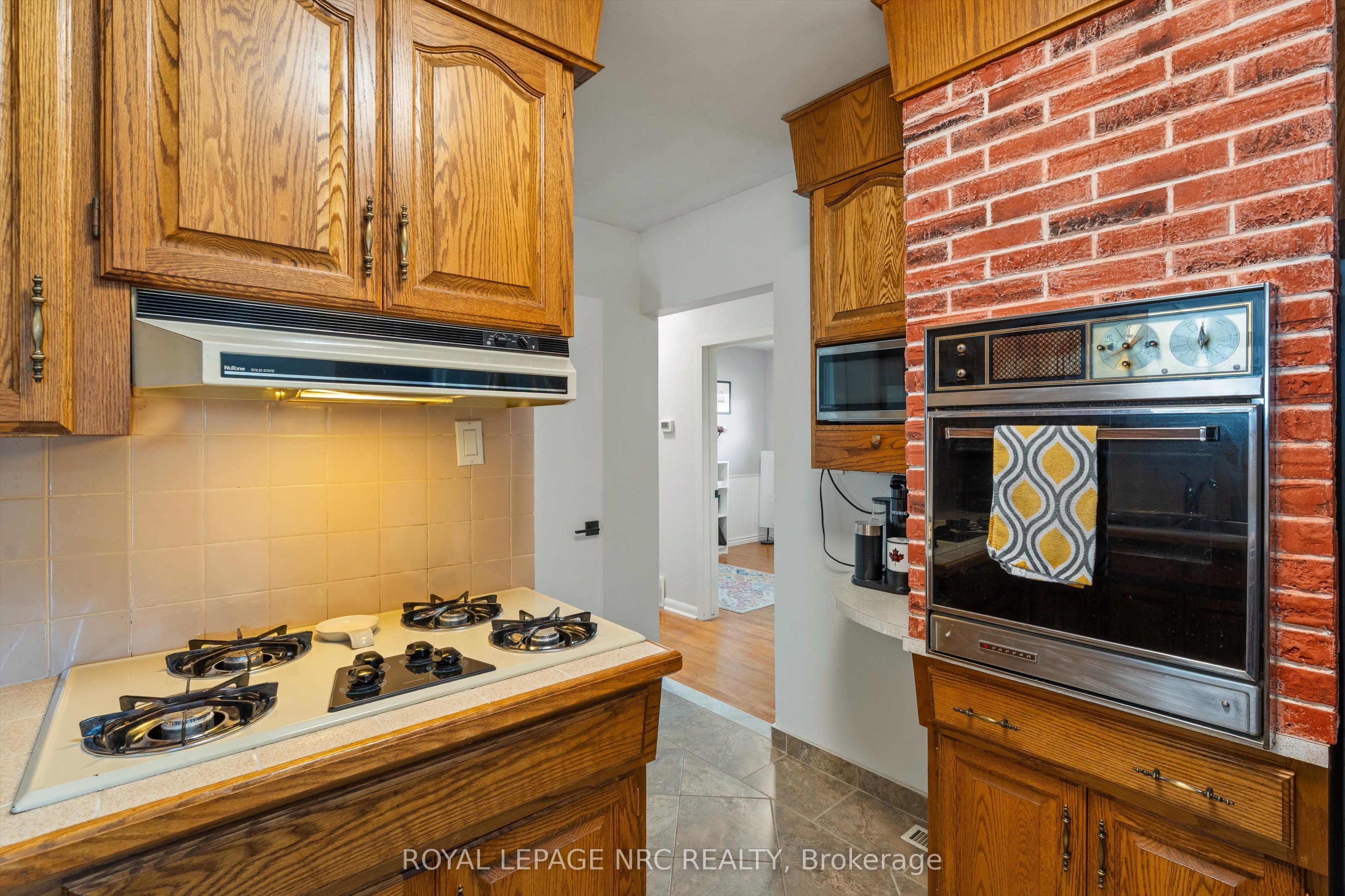 161 Catherine Street Property Photo 16